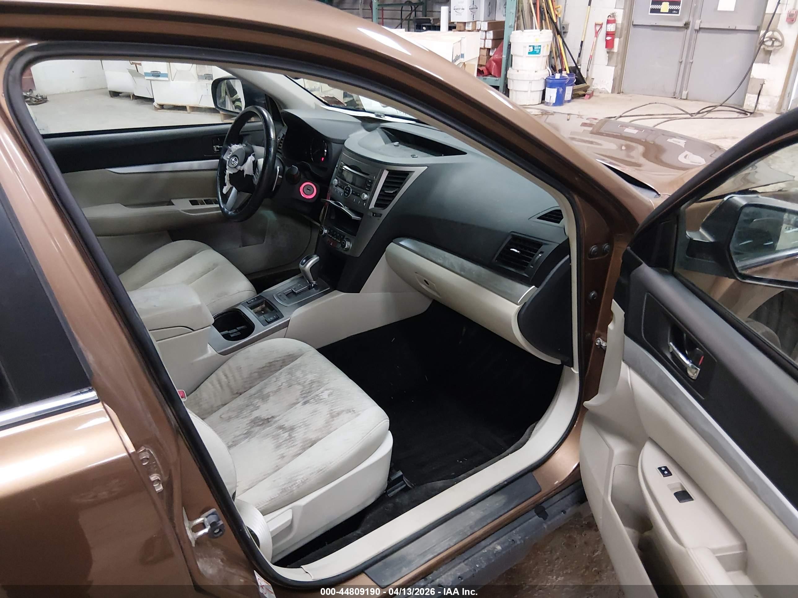 2011 Subaru Outback 2.5i Premium Brown vin: 4S4BRBGC0B3440422