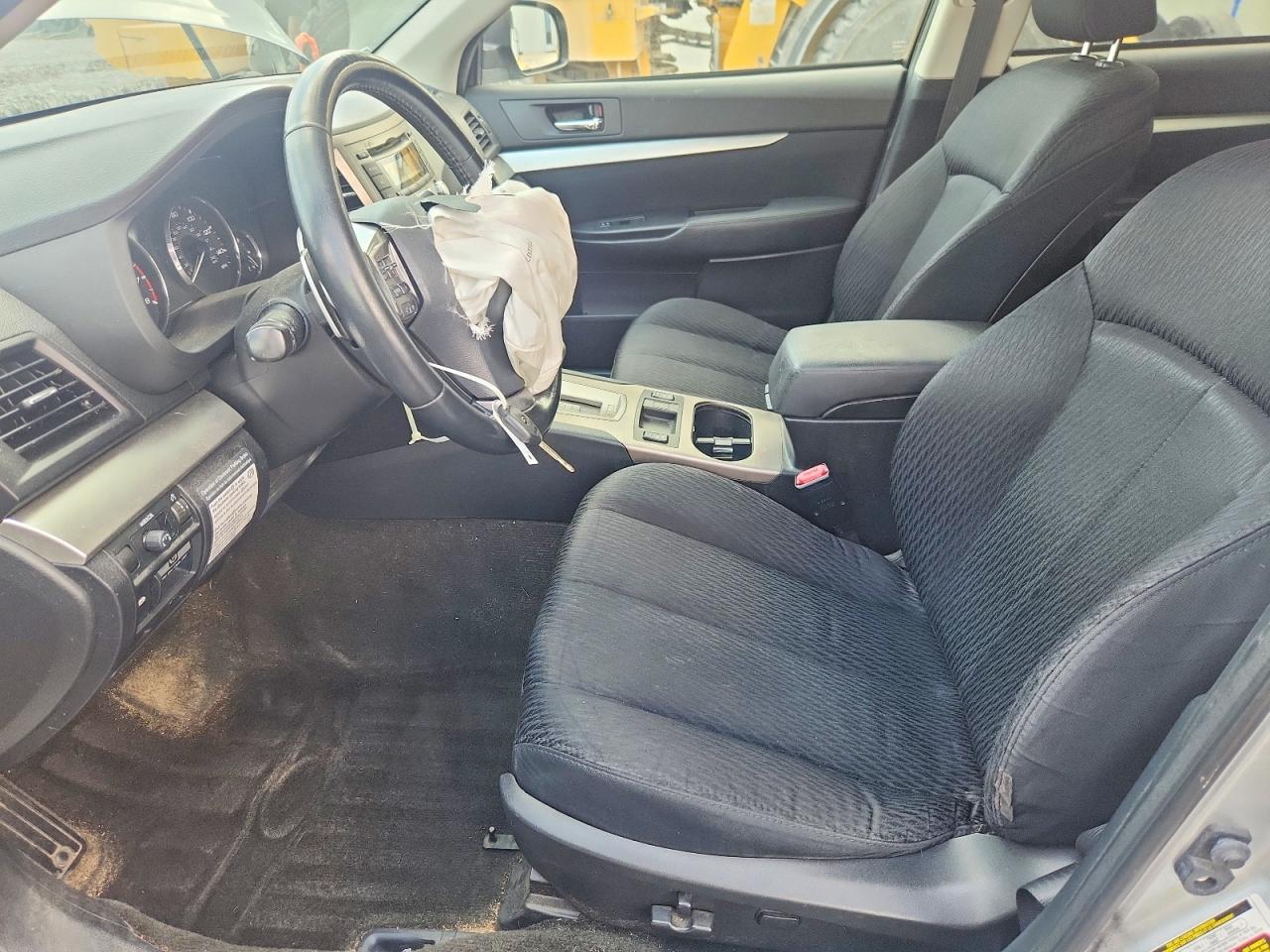 2012 Subaru Outback 2.5i Premium Silver vin: 4S4BRBGC0C3227648