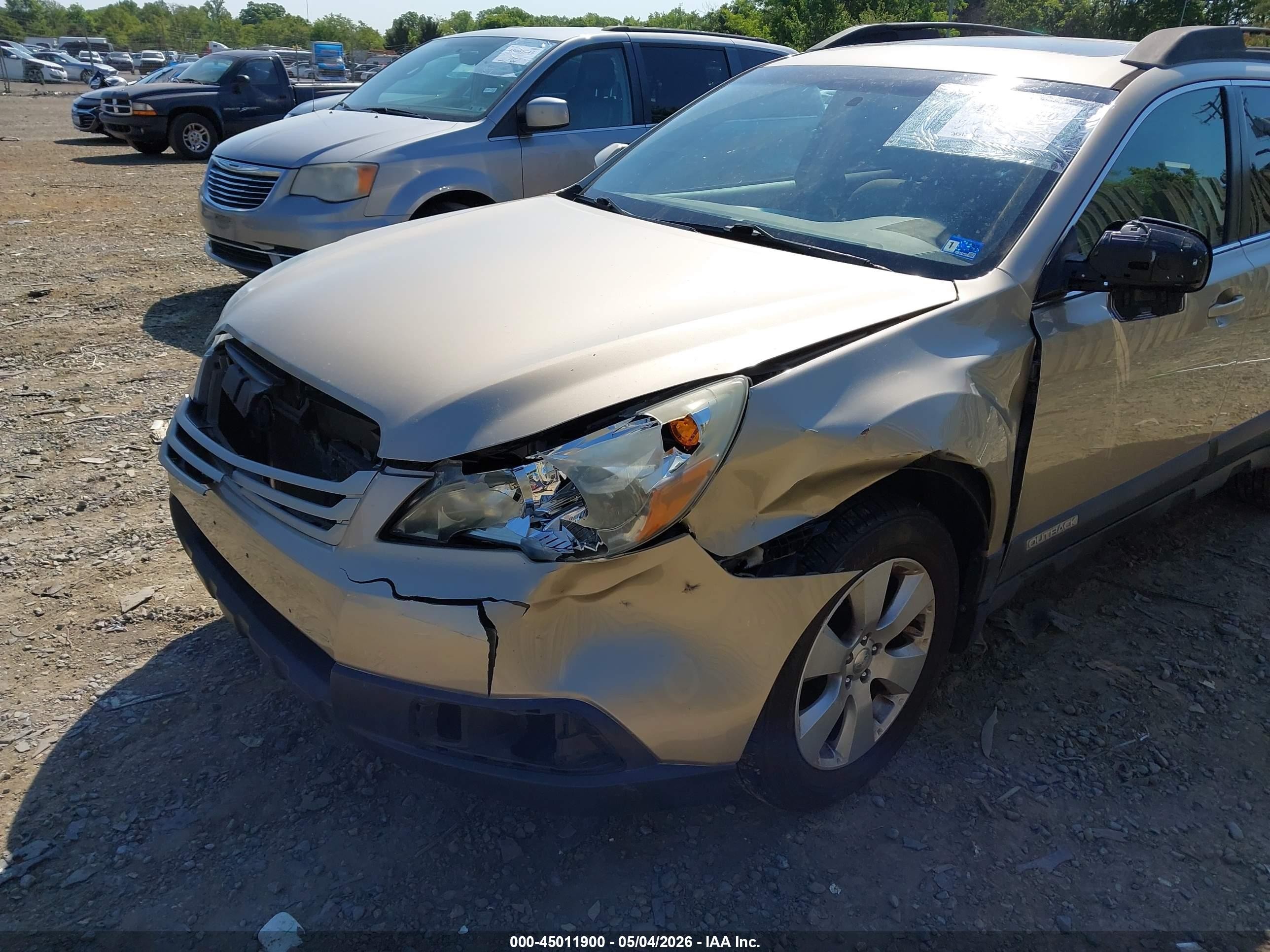 2010 Subaru Outback 2.5i Premium Champagne vin: 4S4BRBGC1A3356303