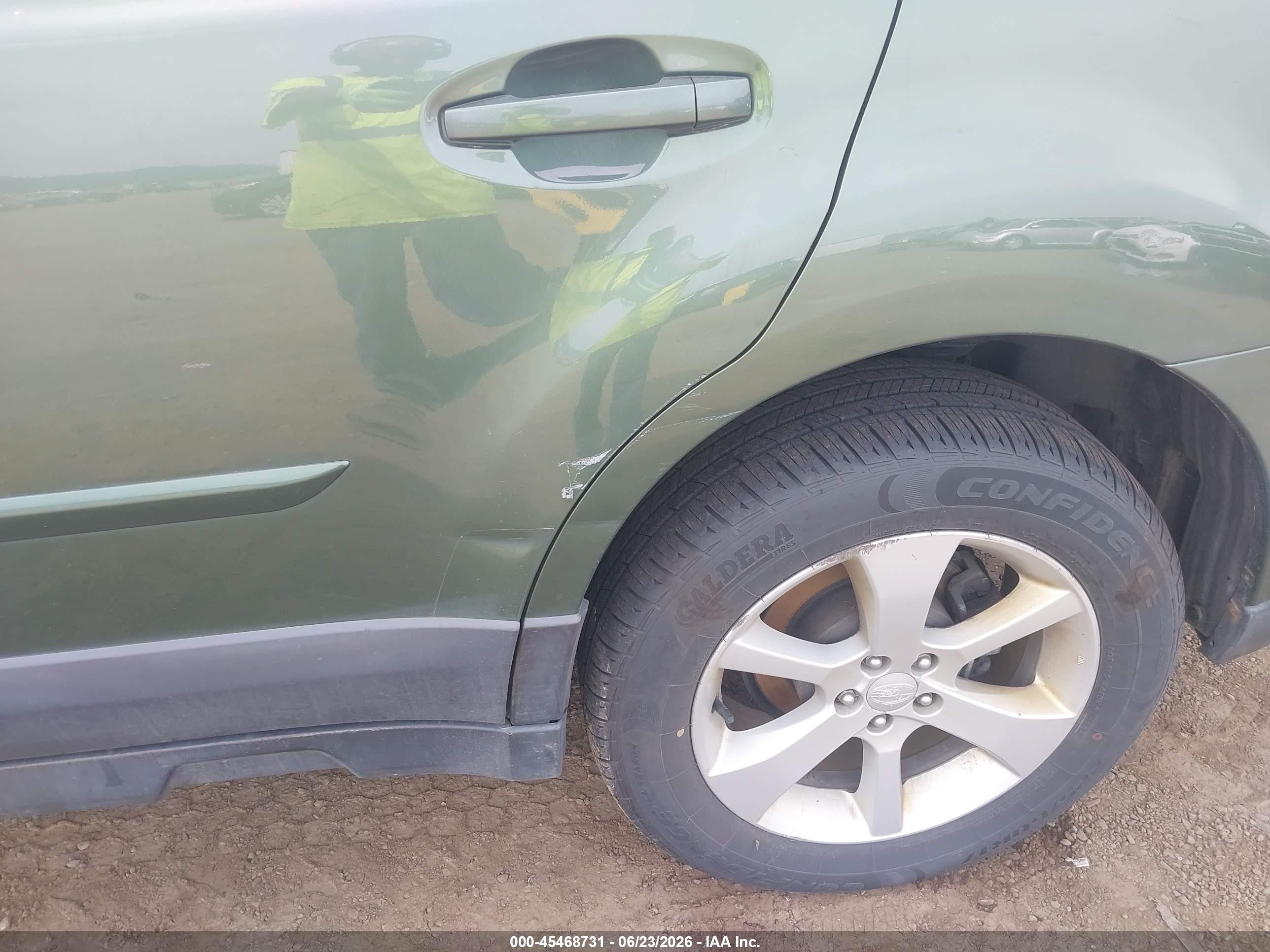 2013 Subaru Outback 2.5i Premium Green vin: 4S4BRBGC1D3210973