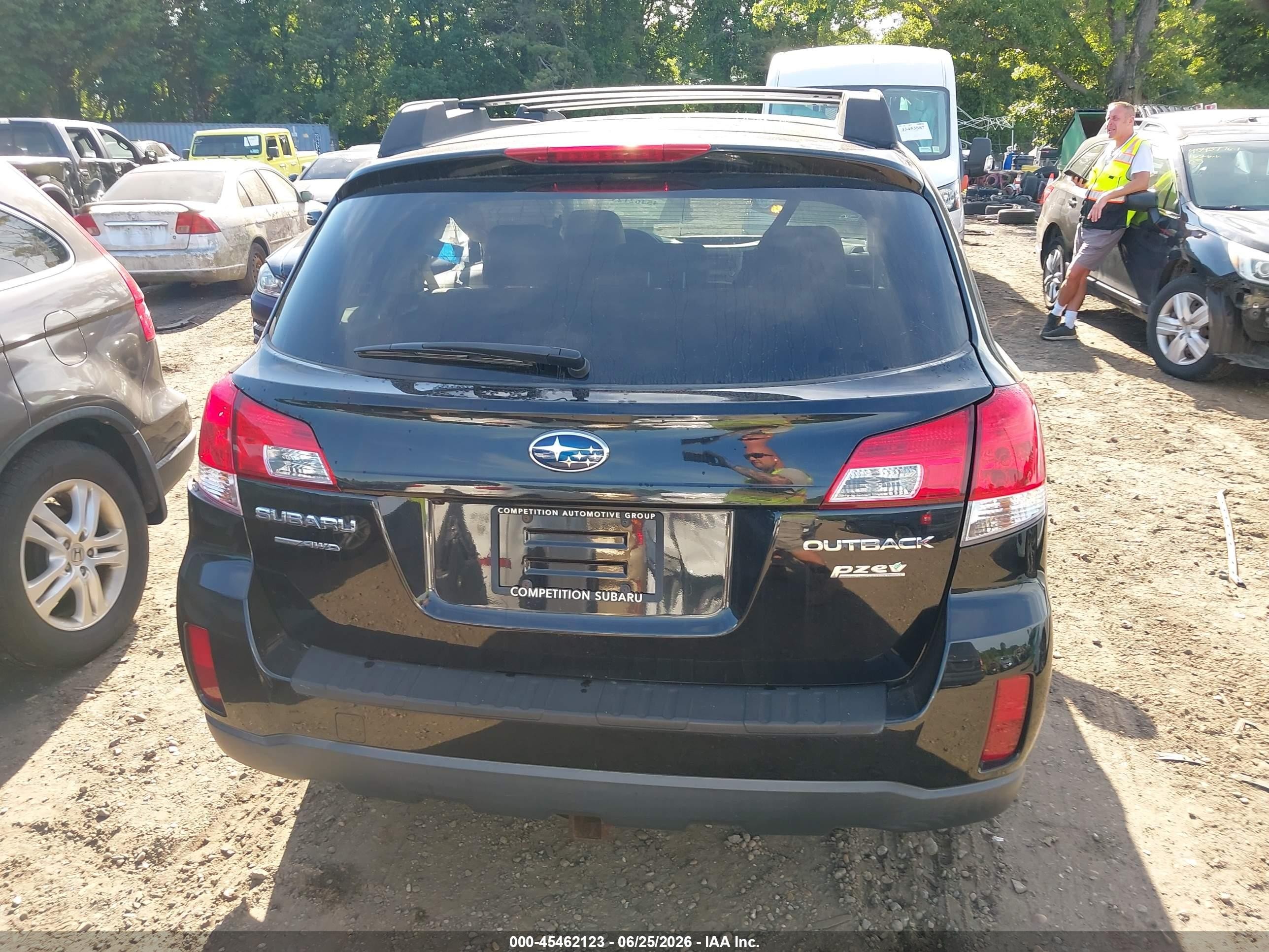2013 Subaru Outback 2.5i Premium Black vin: 4S4BRBGC1D3216076