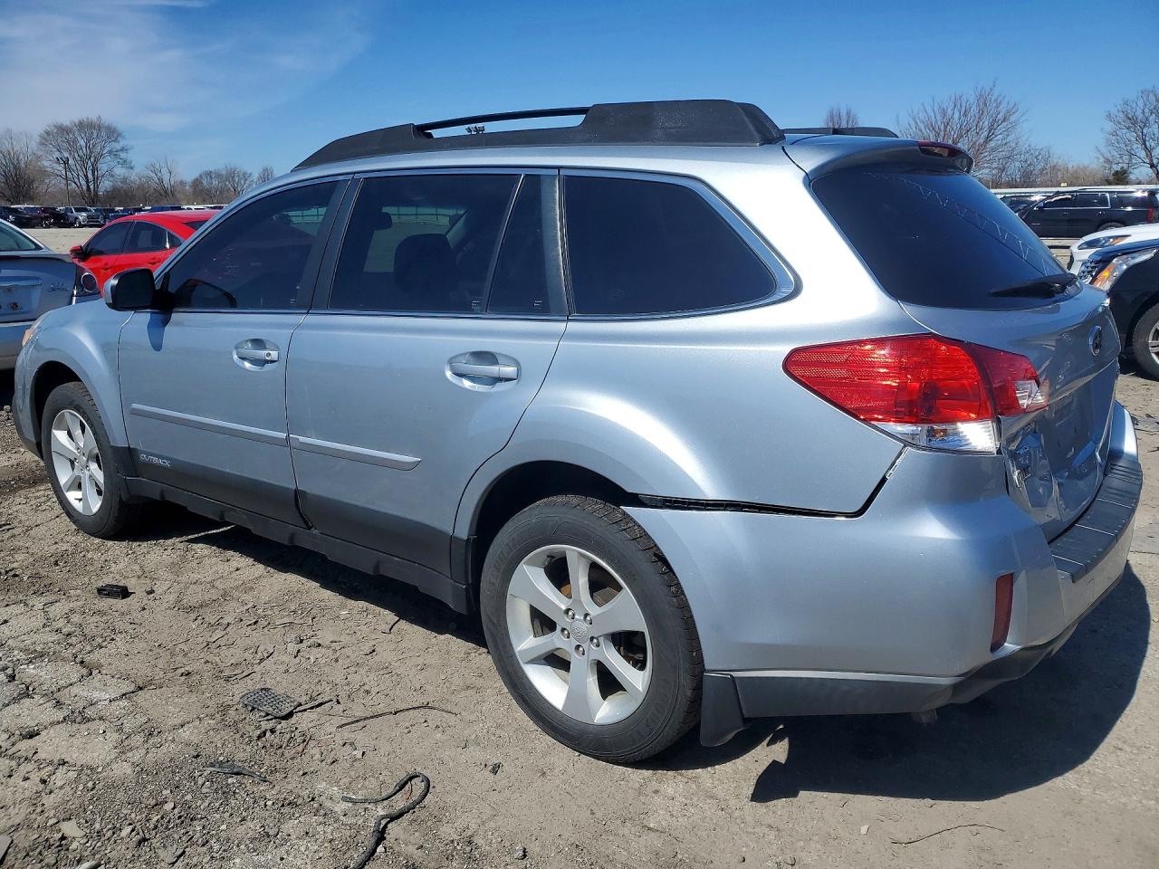 2013 Subaru Outback 2.5i Premium Silver vin: 4S4BRBGC1D3241799