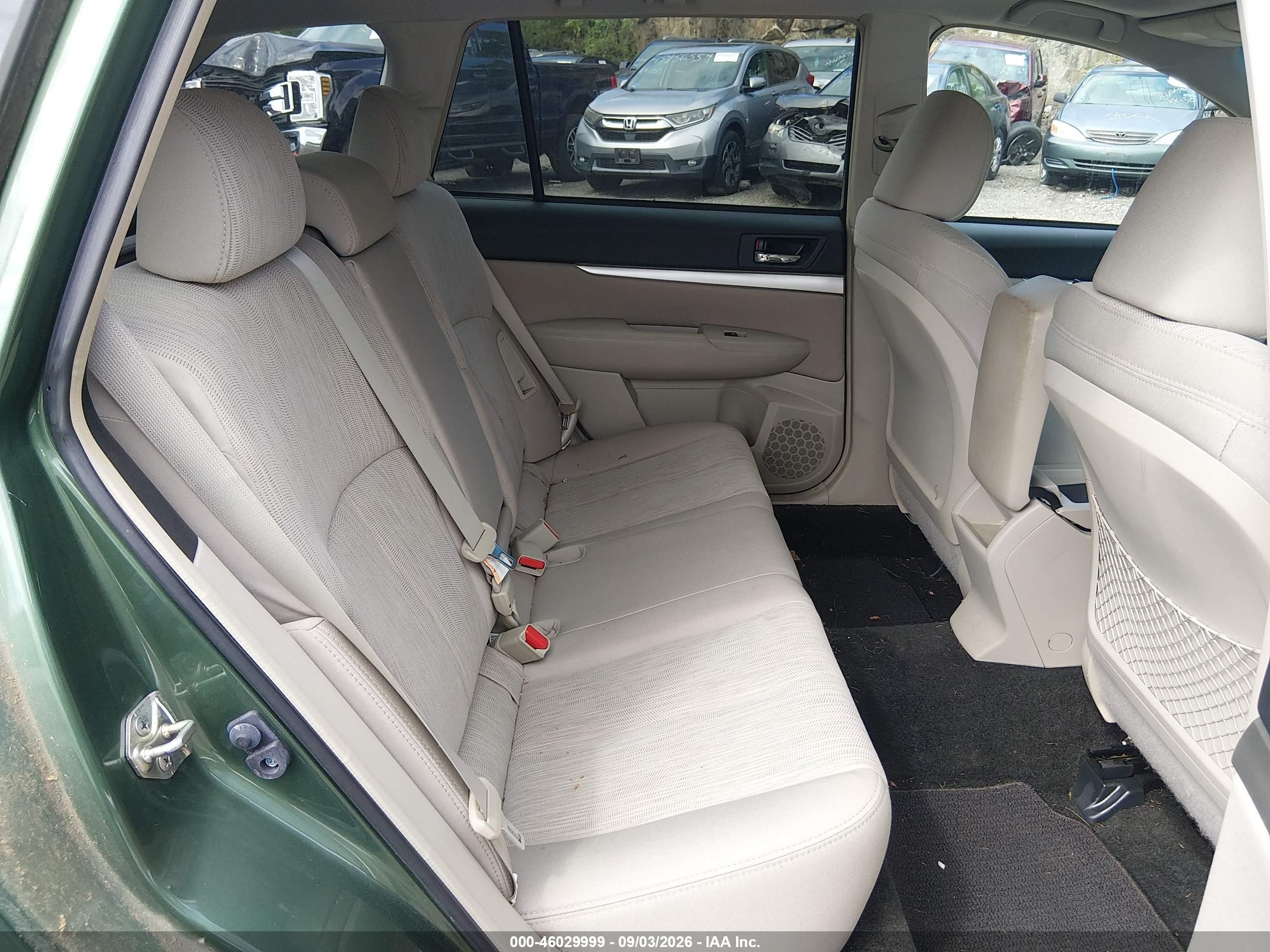 2013 Subaru Outback 2.5i Premium Green vin: 4S4BRBGC1D3266718