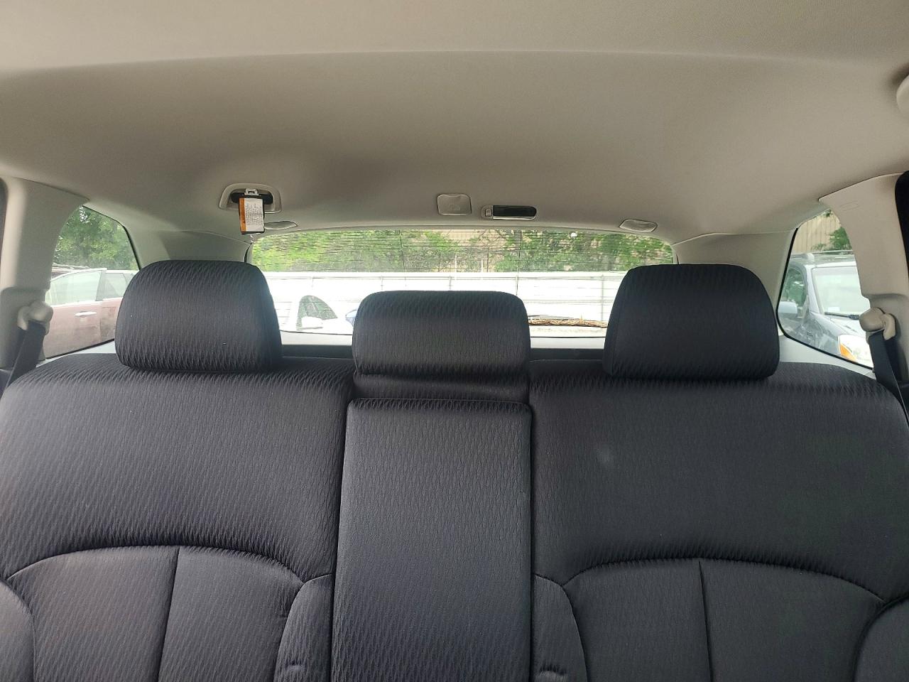 2010 Subaru Outback 2.5i Premium Black vin: 4S4BRBGC2A3335170