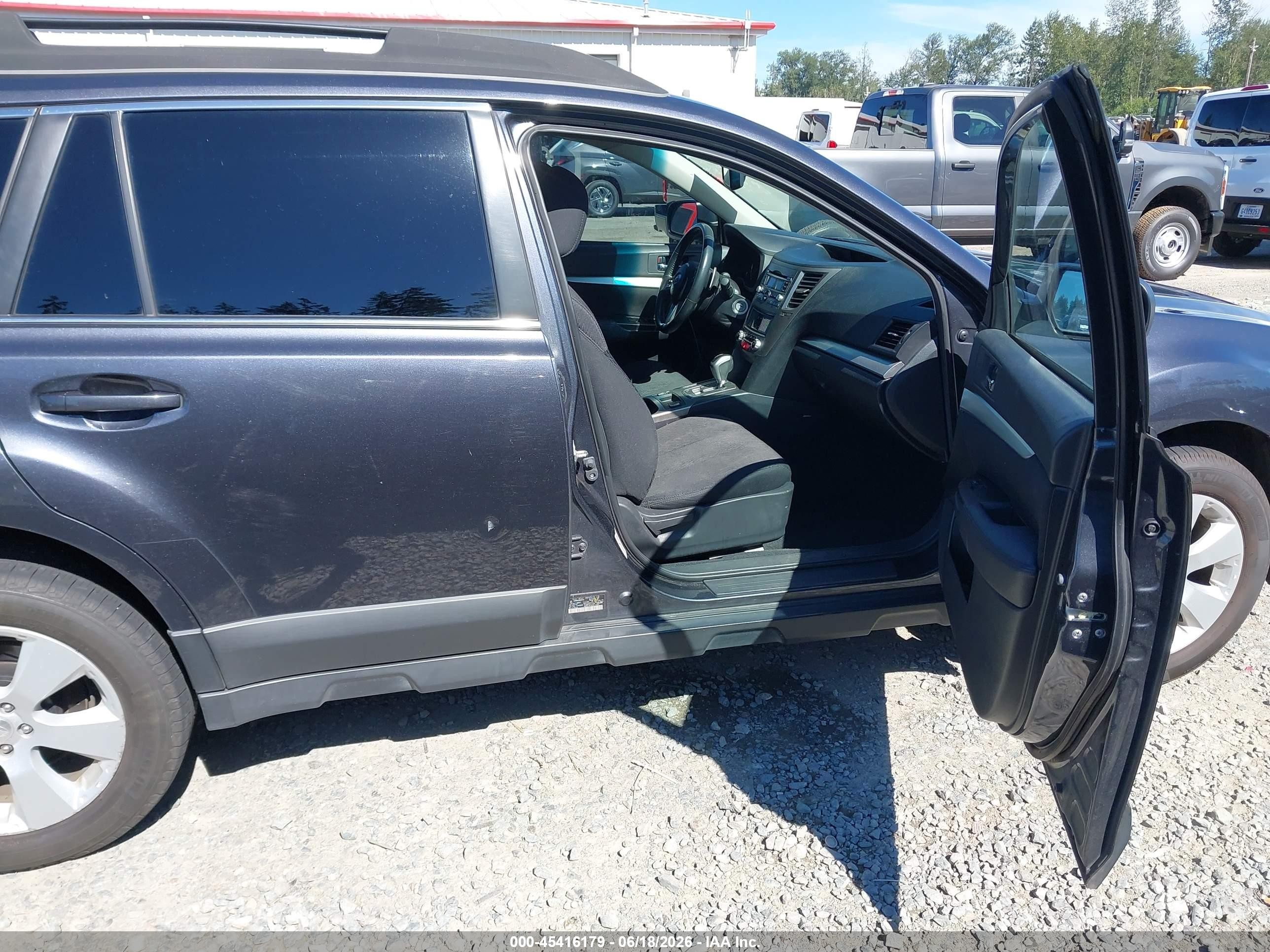 2011 Subaru Outback 2.5i Premium Gray vin: 4S4BRBGC2B3341312