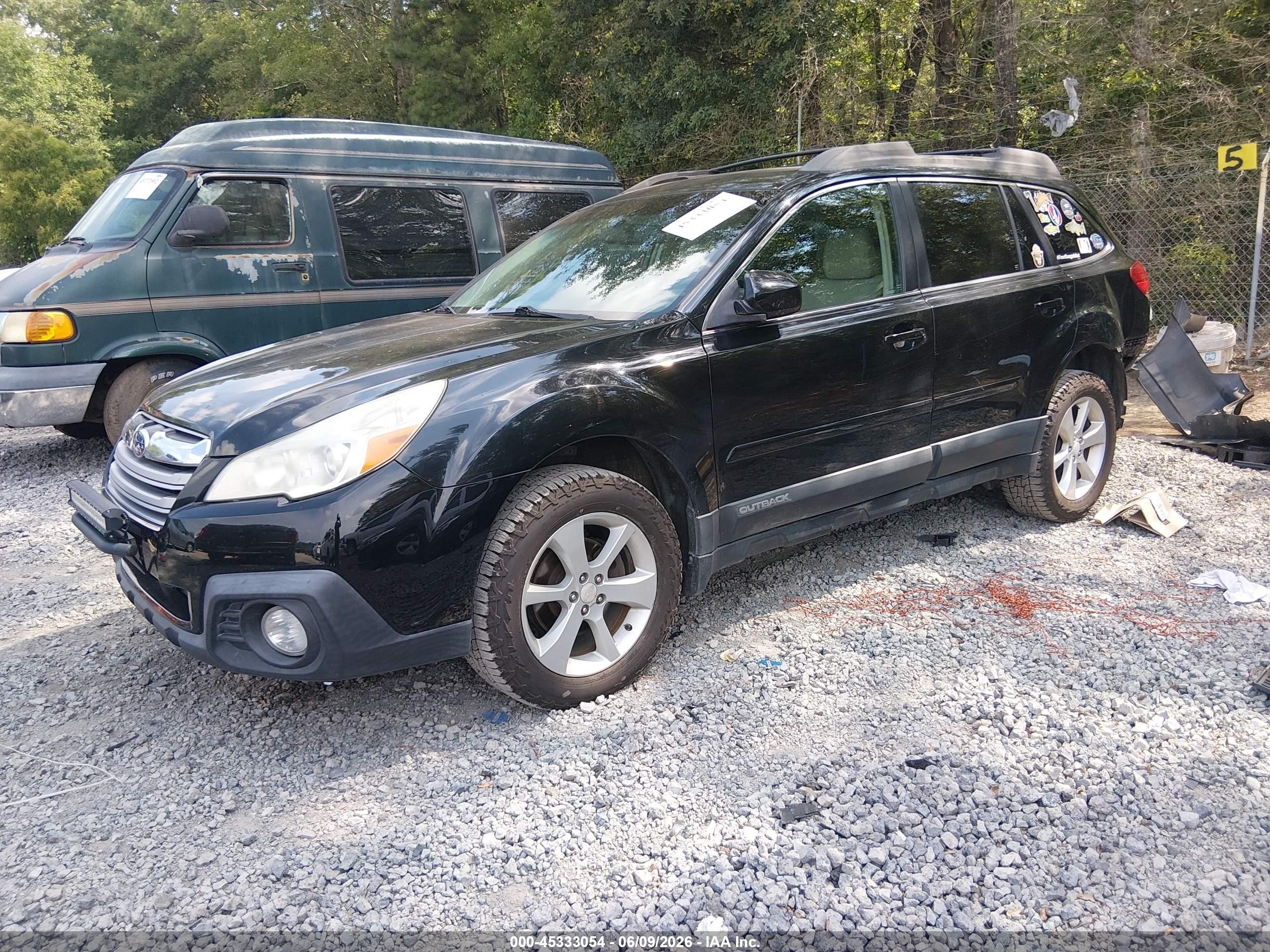 2013 Subaru Outback 2.5i Premium Black vin: 4S4BRBGC2D3223408