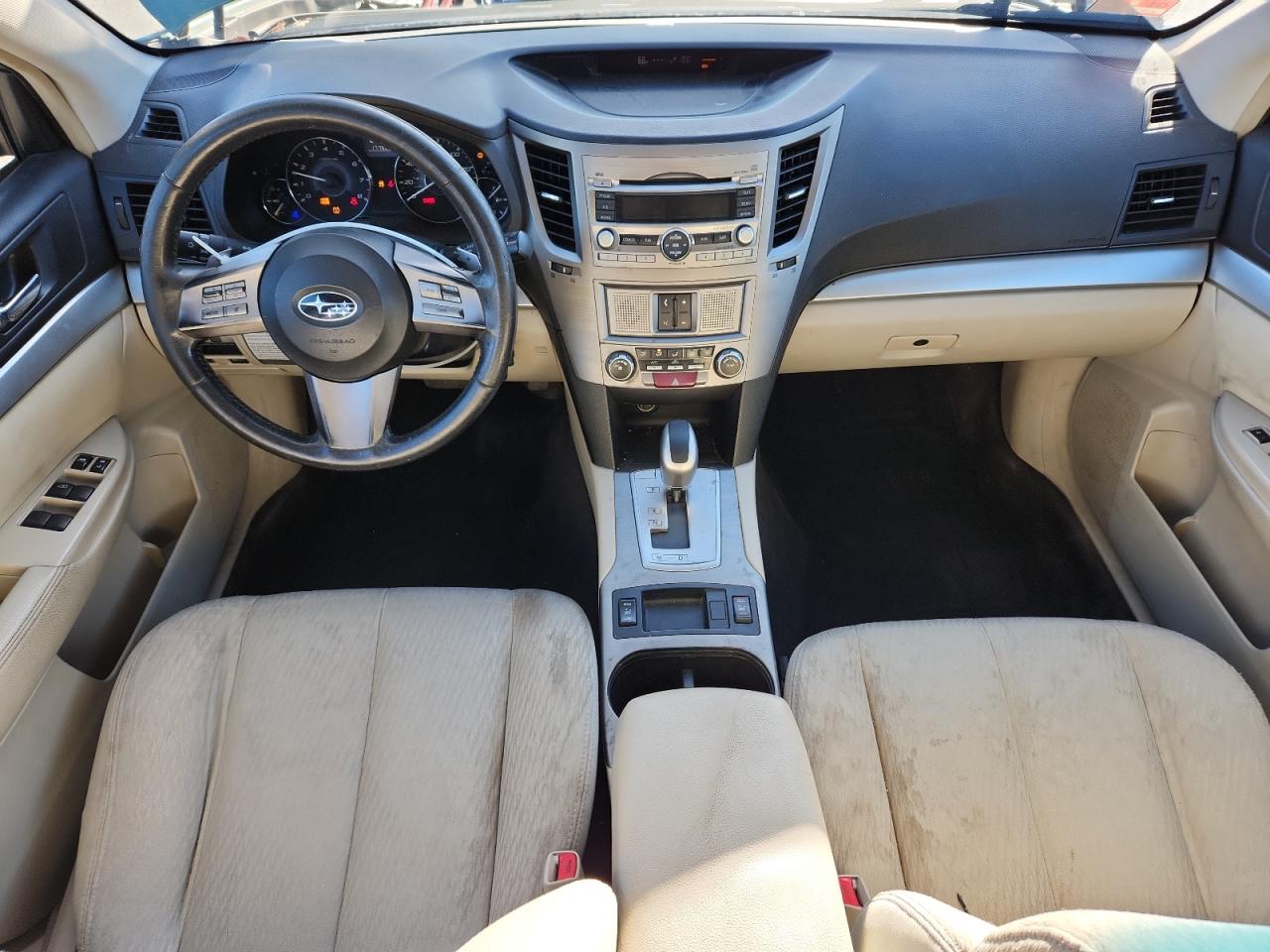 2010 Subaru Outback 2.5i Premium Зеленый vin: 4S4BRBGC3A3371577