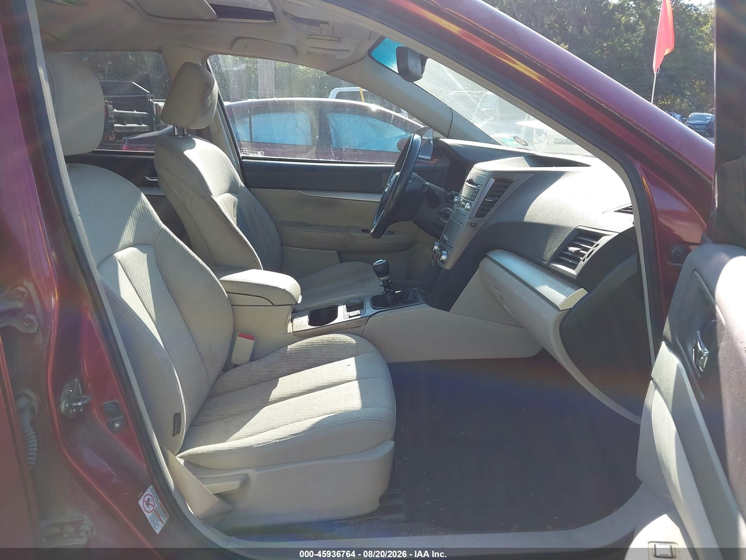 2011 Subaru Outback 2.5i Premium Red vin: 4S4BRBGC4B1446820