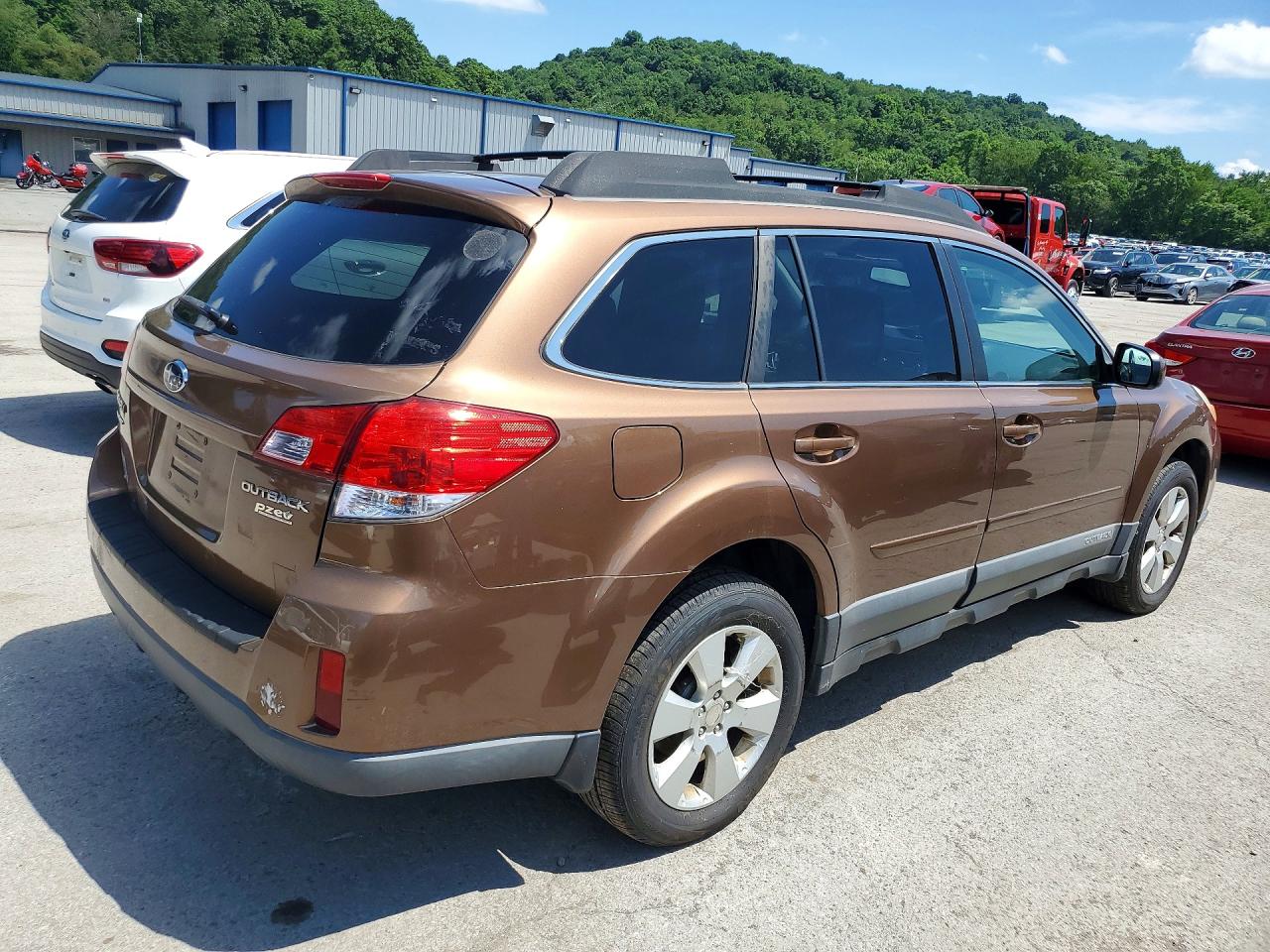 2011 Subaru Outback 2.5i Premium Brown vin: 4S4BRBGC4B3312328
