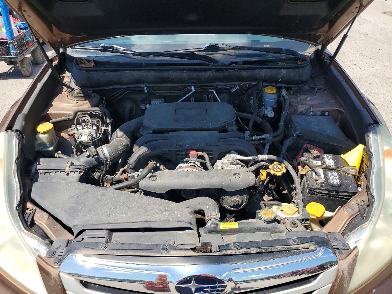 2011 Subaru Outback 2.5i Premium Brown vin: 4S4BRBGC4B3312328