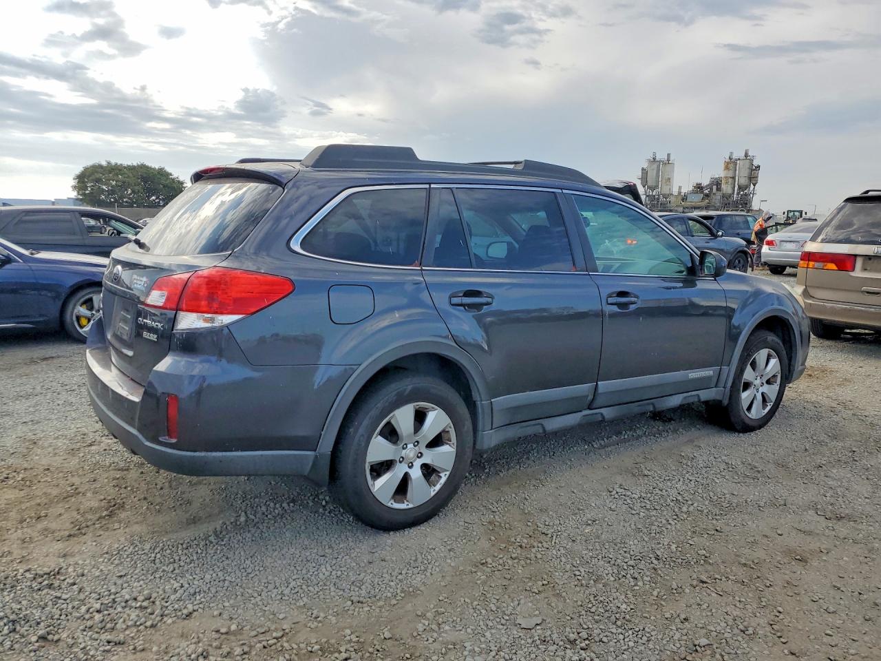 2012 Subaru Outback 2.5i Premium Gray vin: 4S4BRBGC4C3226454