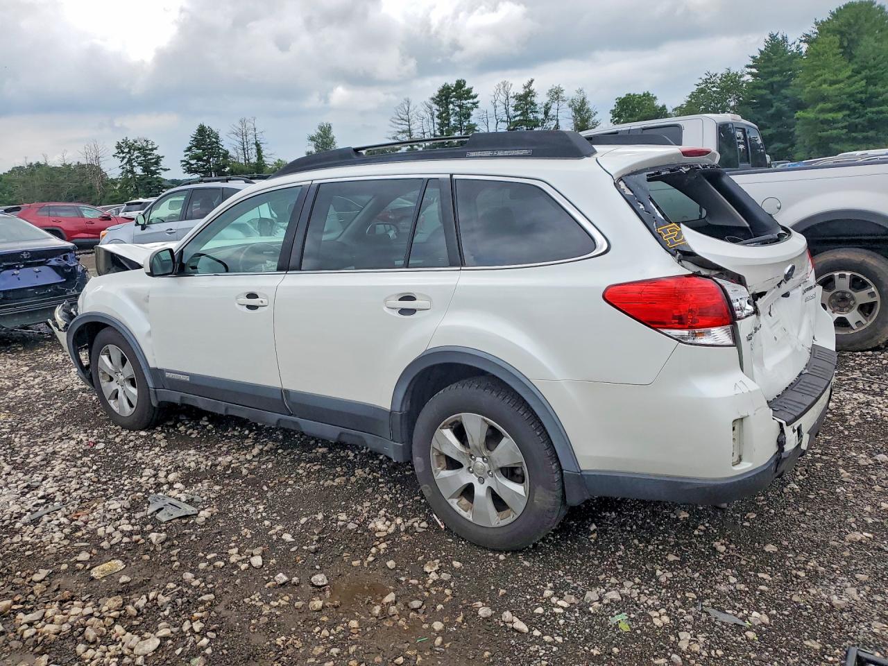 2012 Subaru Outback 2.5i Premium White vin: 4S4BRBGC4C3236160