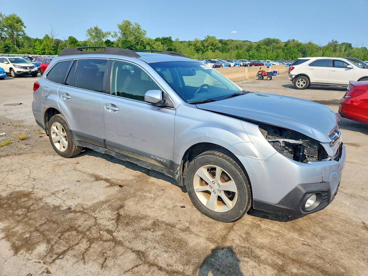 2013 Subaru Outback 2.5i Premium Silver vin: 4S4BRBGC4D3226777
