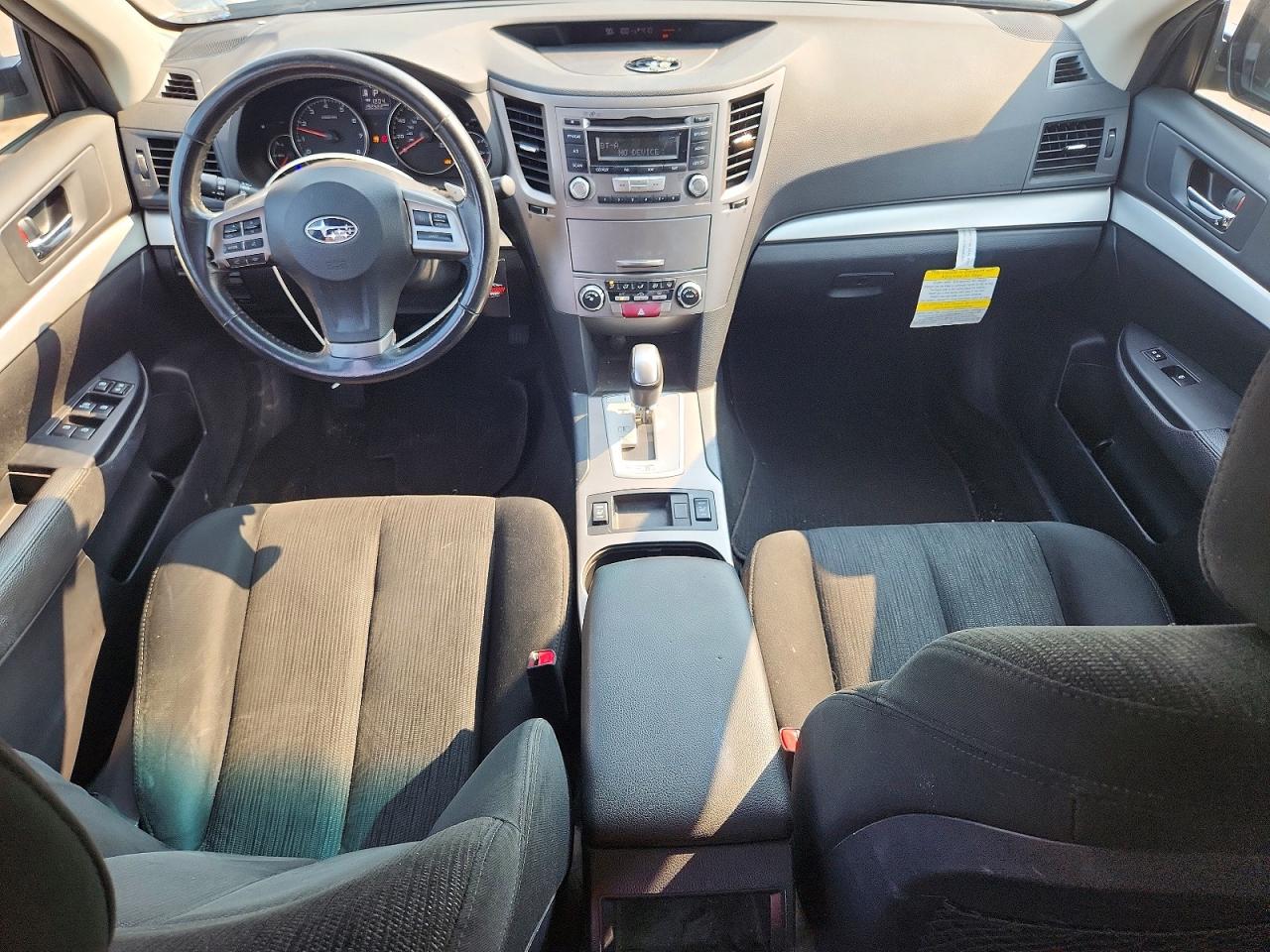 2013 Subaru Outback 2.5i Premium Silver vin: 4S4BRBGC4D3226777