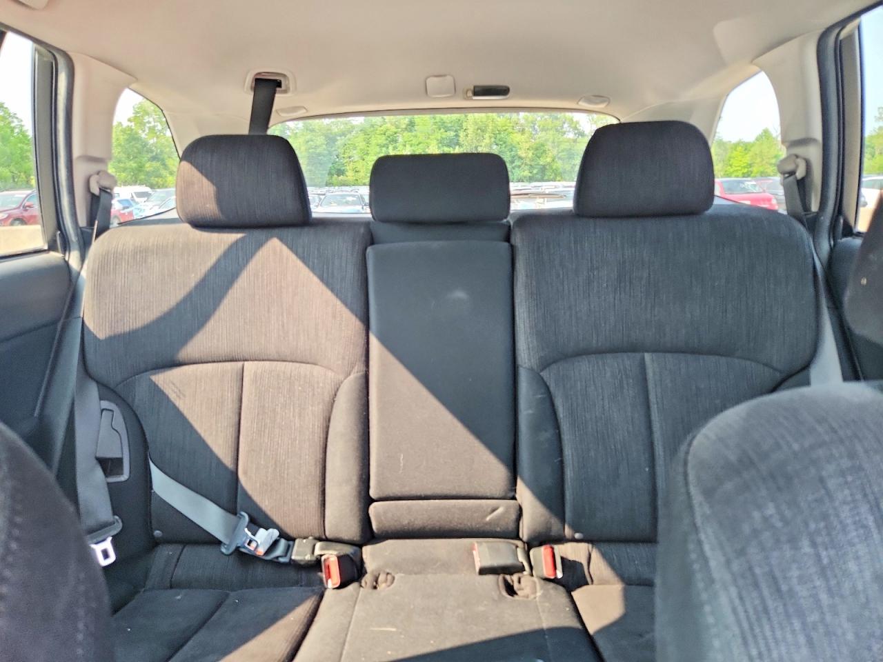 2013 Subaru Outback 2.5i Premium Silver vin: 4S4BRBGC4D3226777