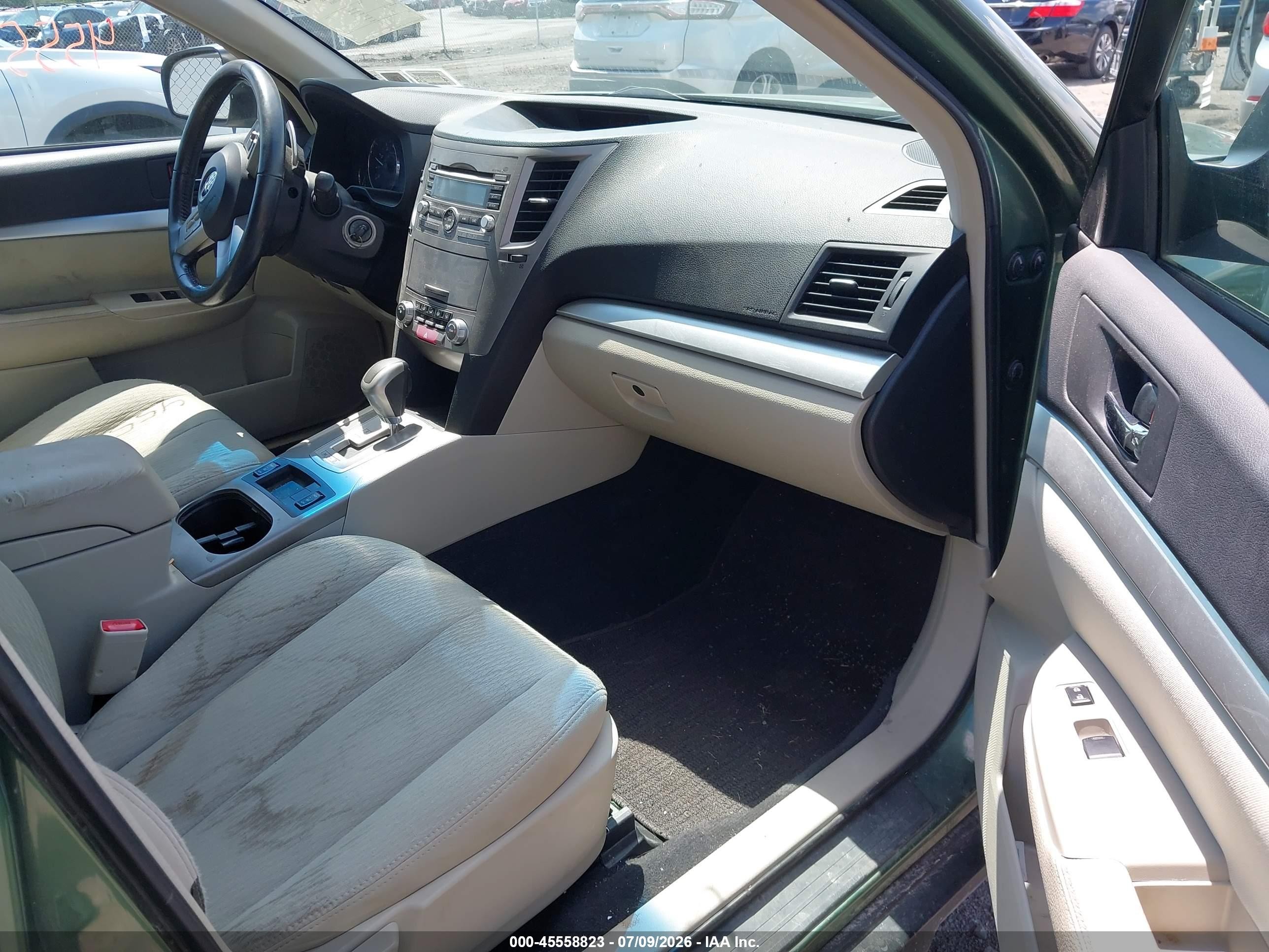 2010 Subaru Outback 2.5i Premium Зеленый vin: 4S4BRBGC5A3327287