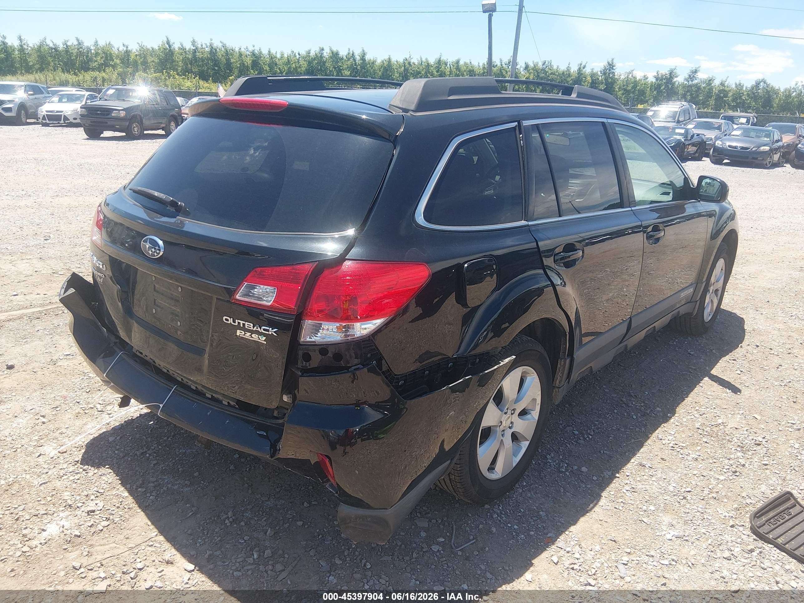 2010 Subaru Outback 2.5i Premium Черный vin: 4S4BRBGC5A3354909