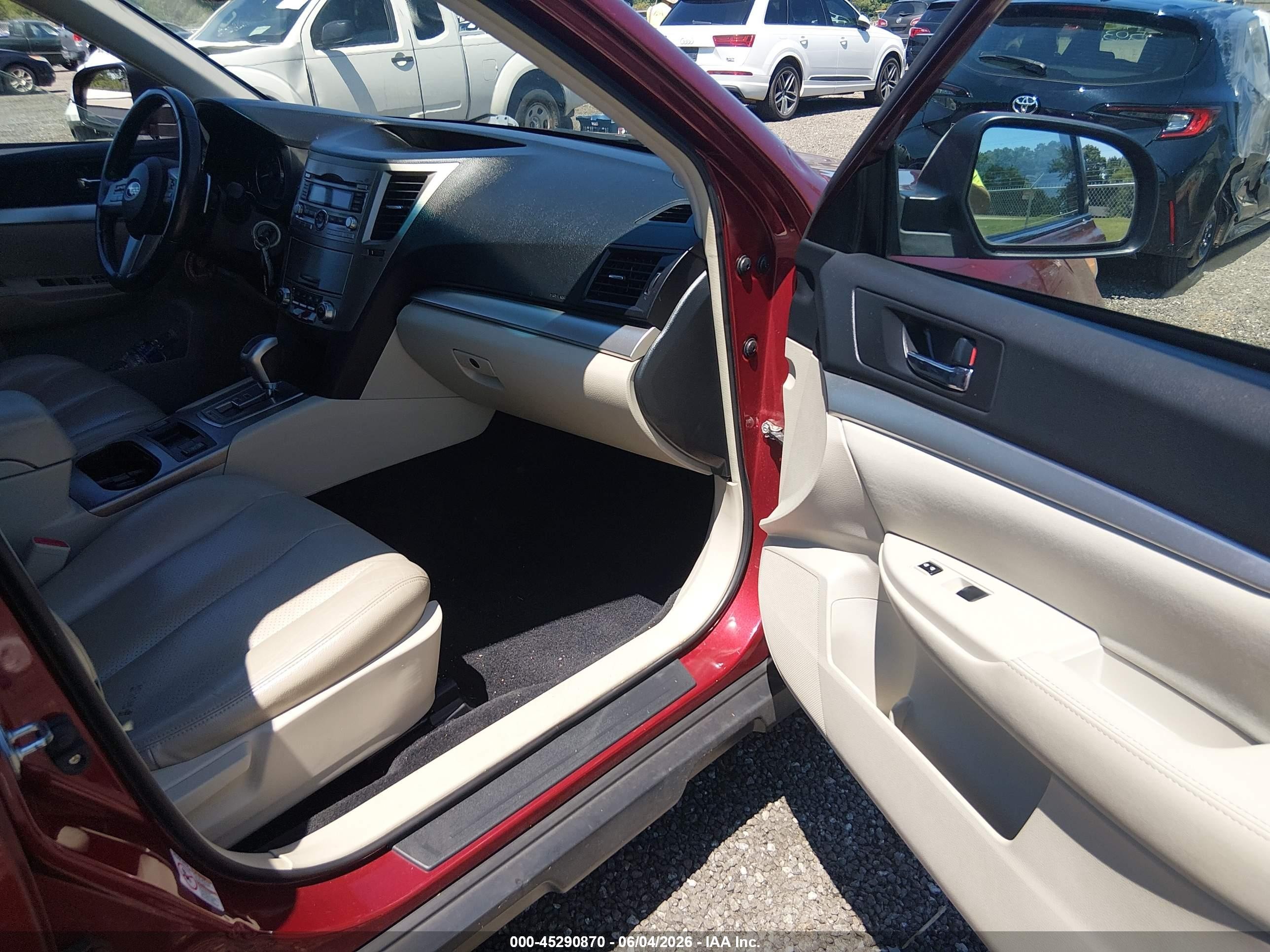 2011 Subaru Outback 2.5i Premium Red vin: 4S4BRBGC5B3403799