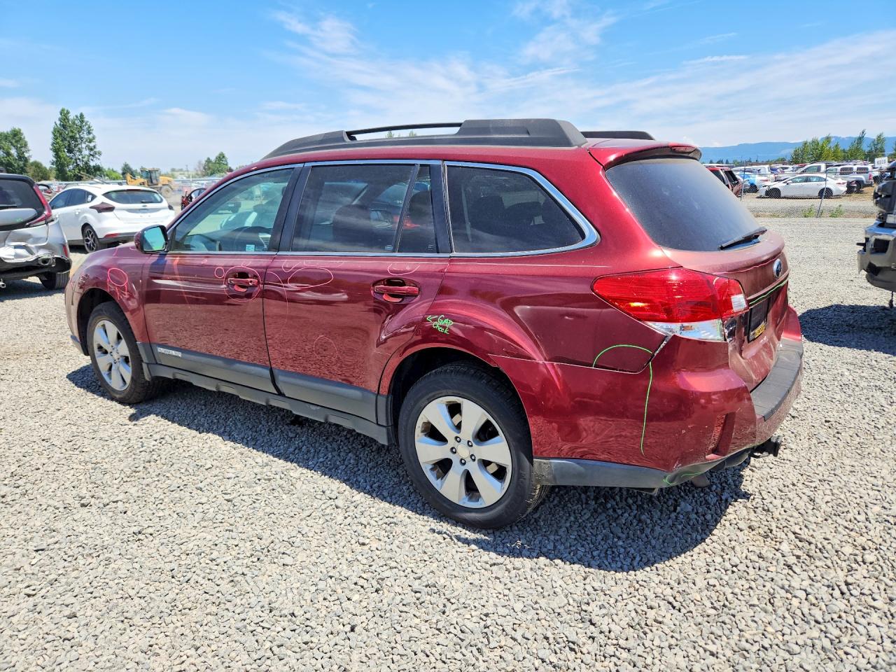 2011 Subaru Outback 2.5i Premium Red vin: 4S4BRBGC5B3416892