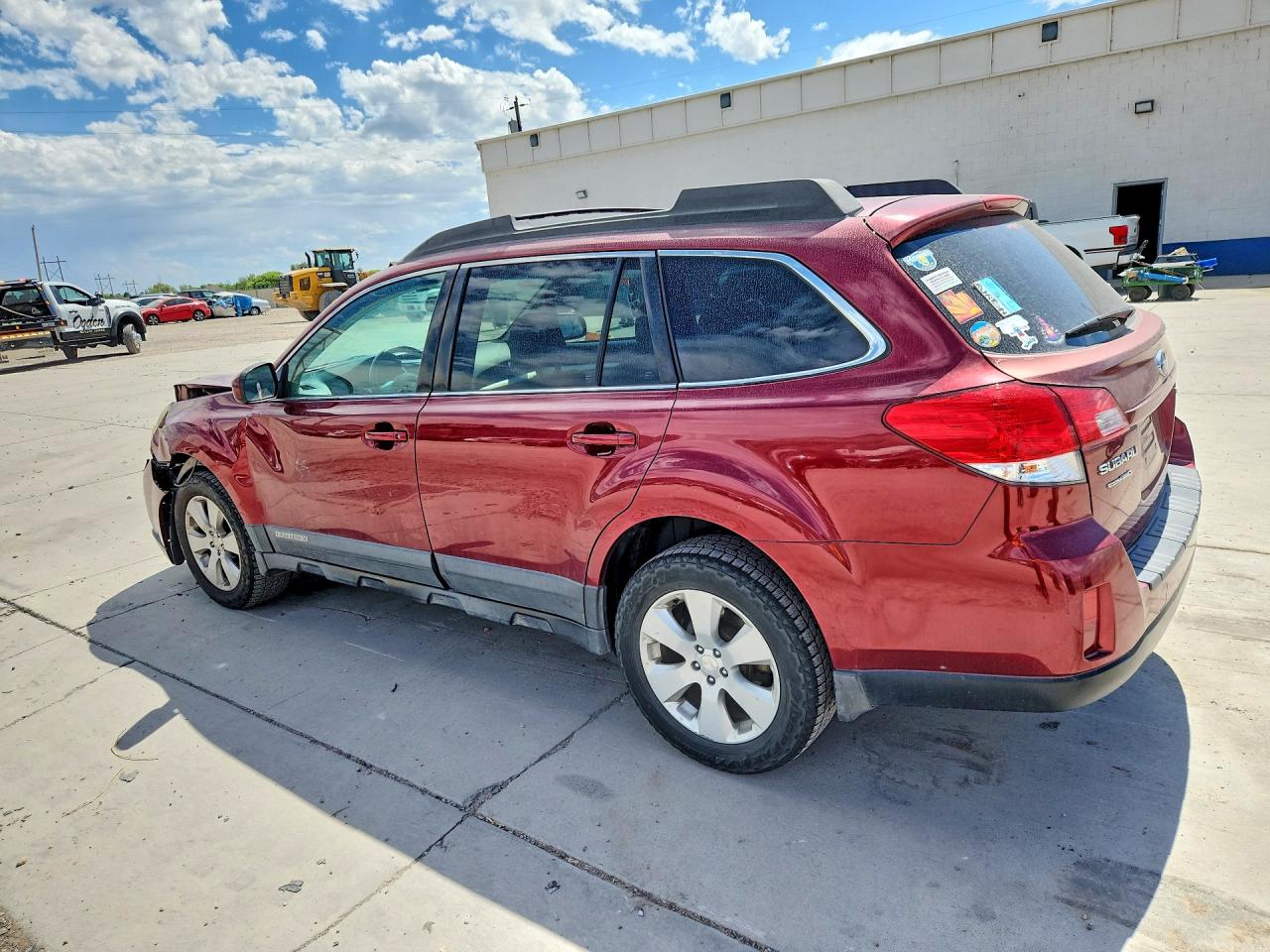 2011 Subaru Outback 2.5i Premium Red vin: 4S4BRBGC5B3438388