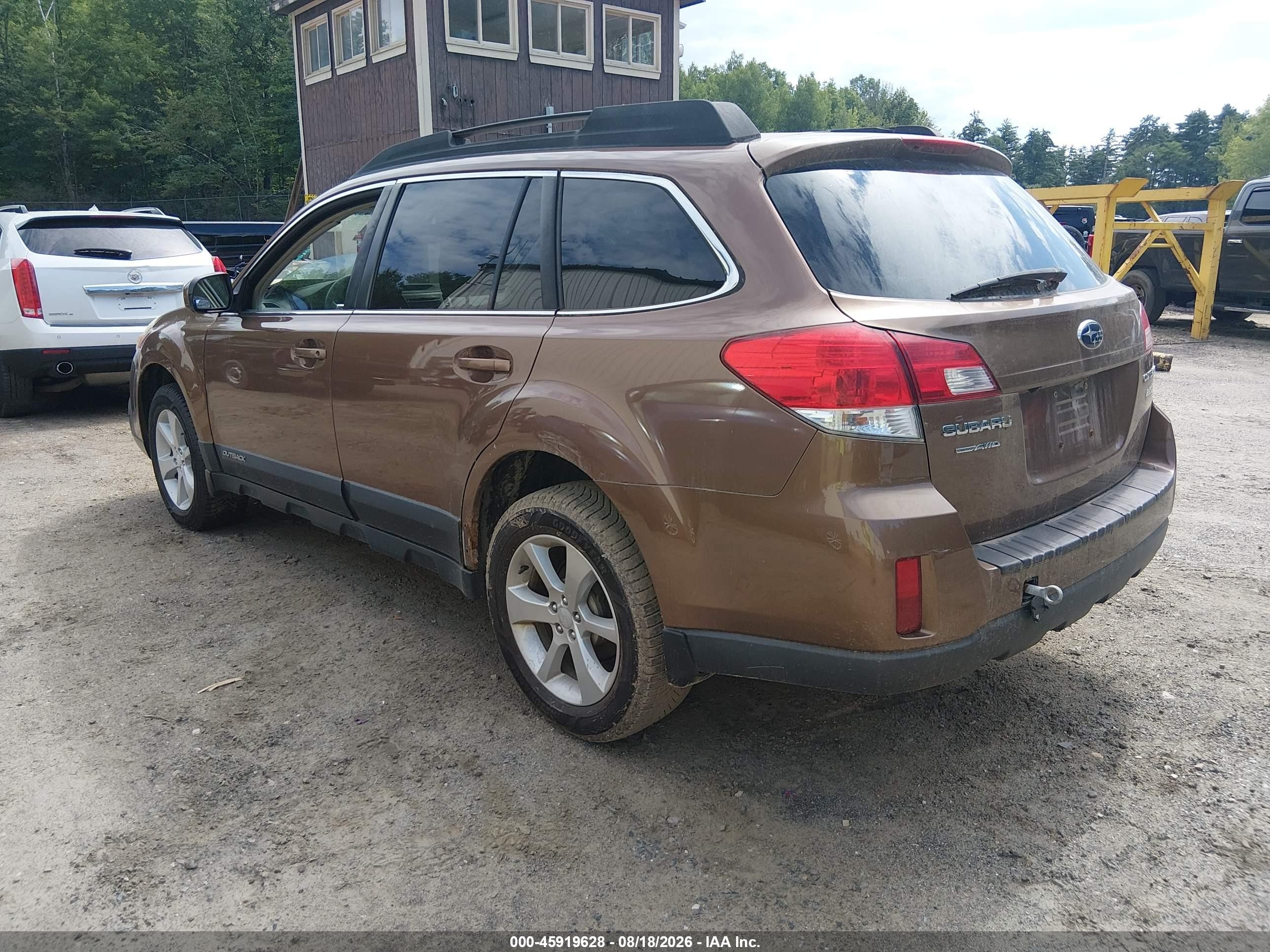 2013 Subaru Outback 2.5i Premium Brown vin: 4S4BRBGC5D3243121