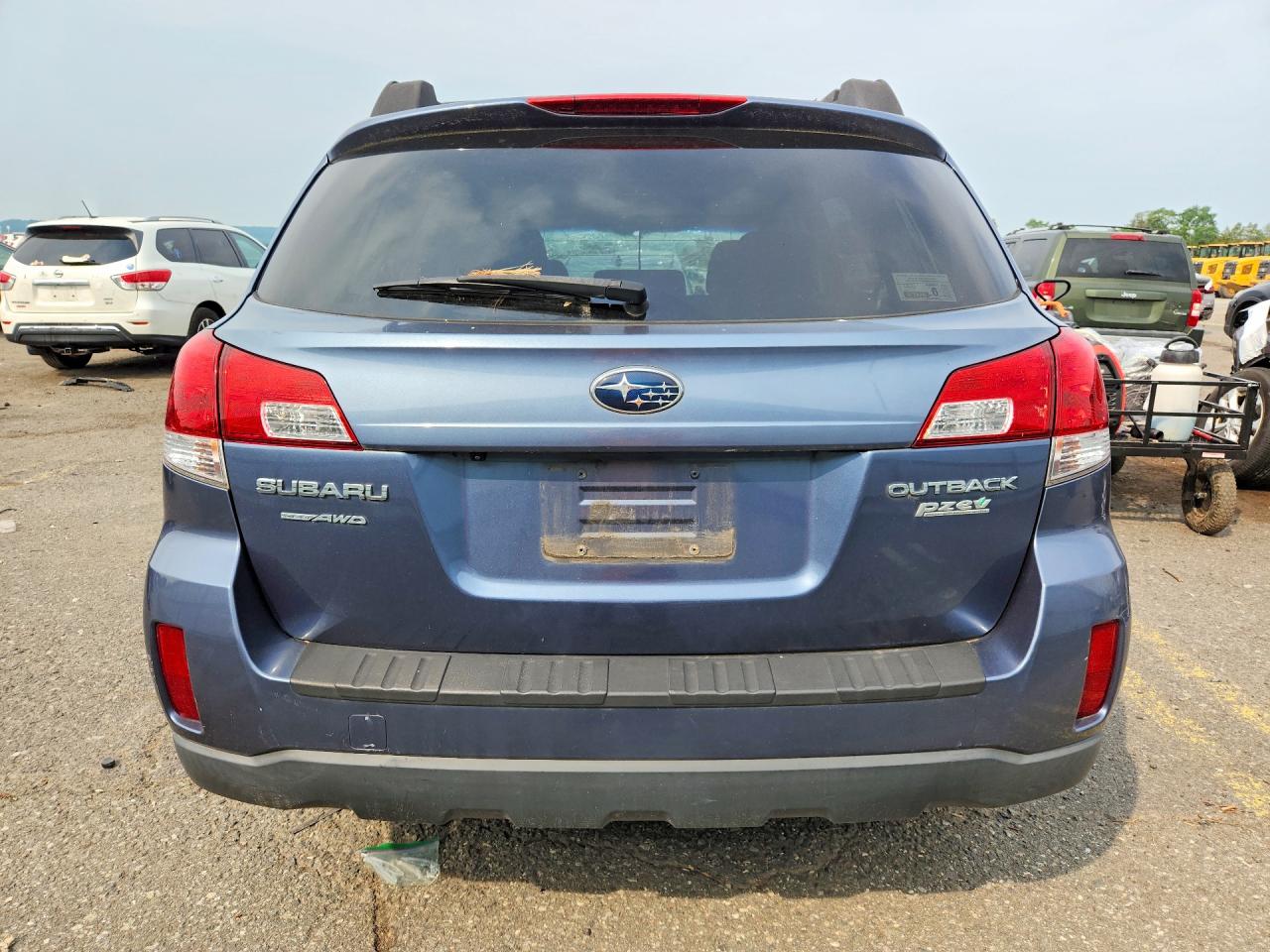 2013 Subaru Outback 2.5i Premium Blue vin: 4S4BRBGC5D3266401