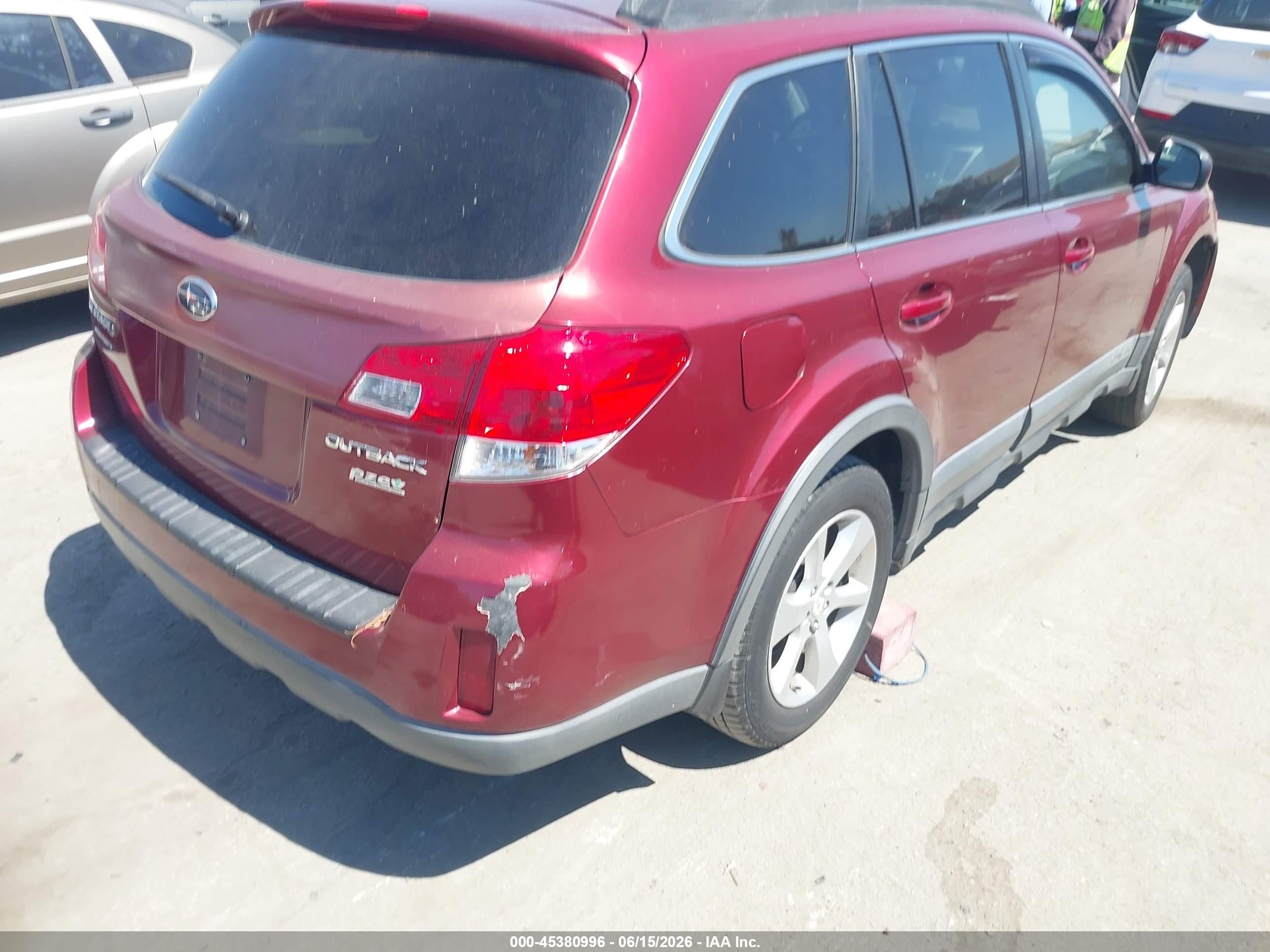 2013 Subaru Outback 2.5i Premium Red vin: 4S4BRBGC5D3268701