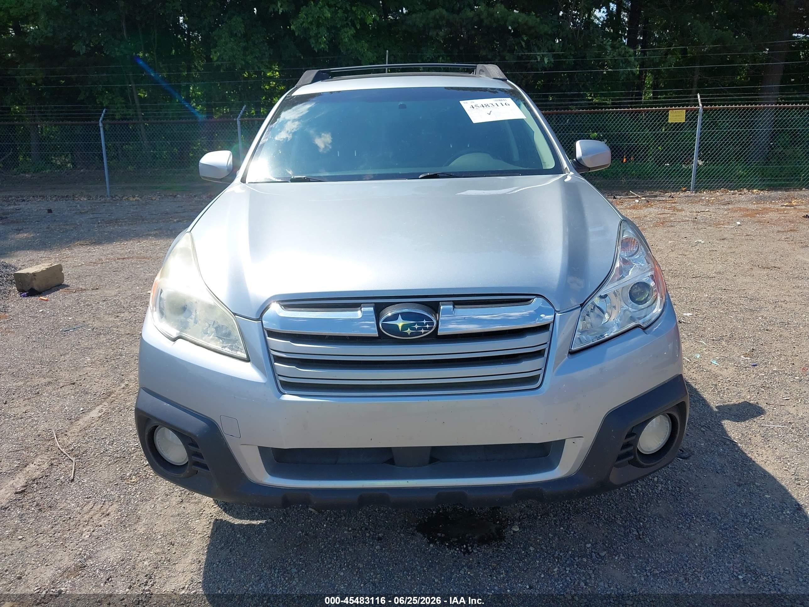 2013 Subaru Outback 2.5i Premium Серебряный vin: 4S4BRBGC5D3303575