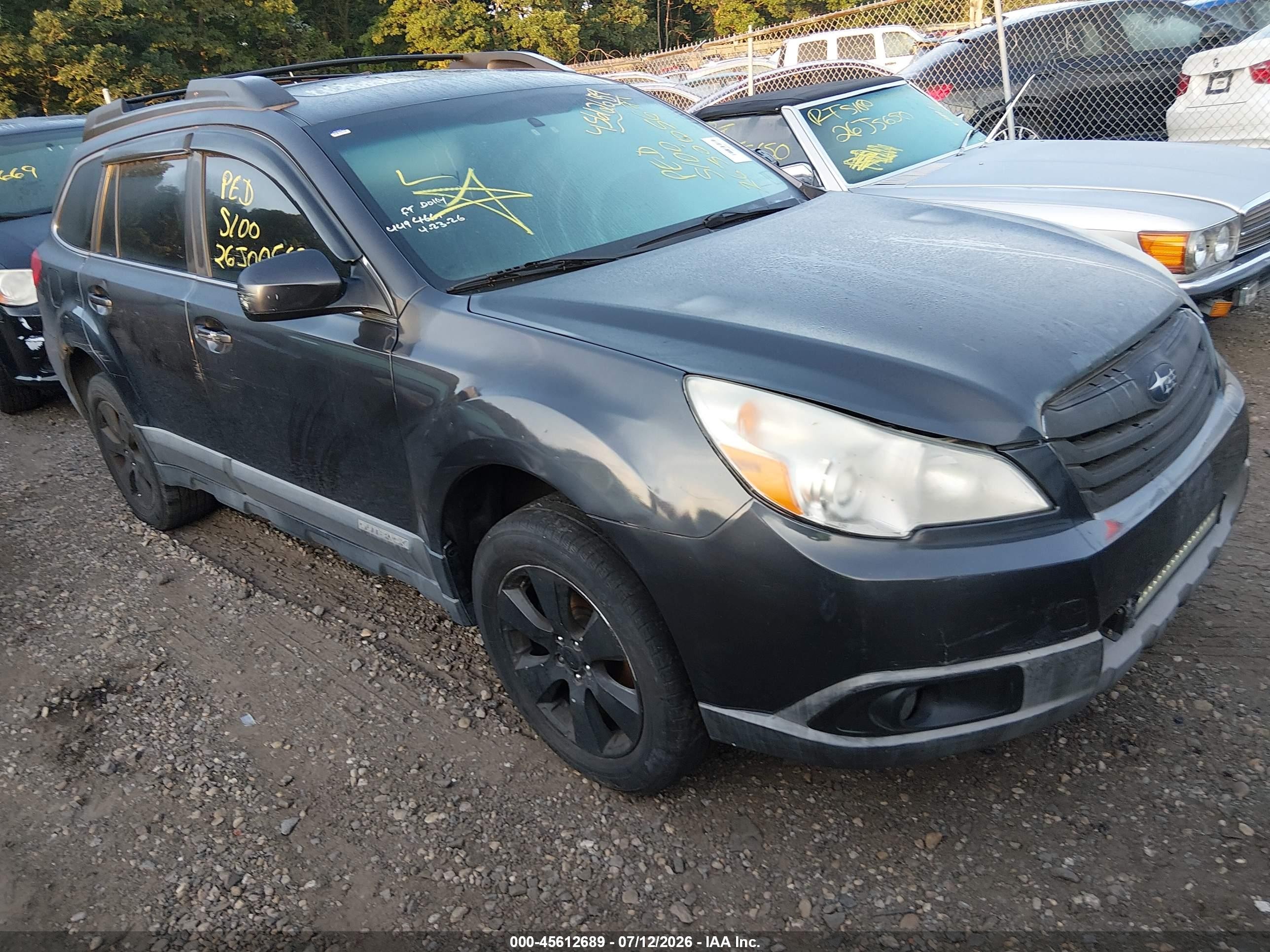 2010 Subaru Outback 2.5i Premium Gray vin: 4S4BRBGC6A3312233