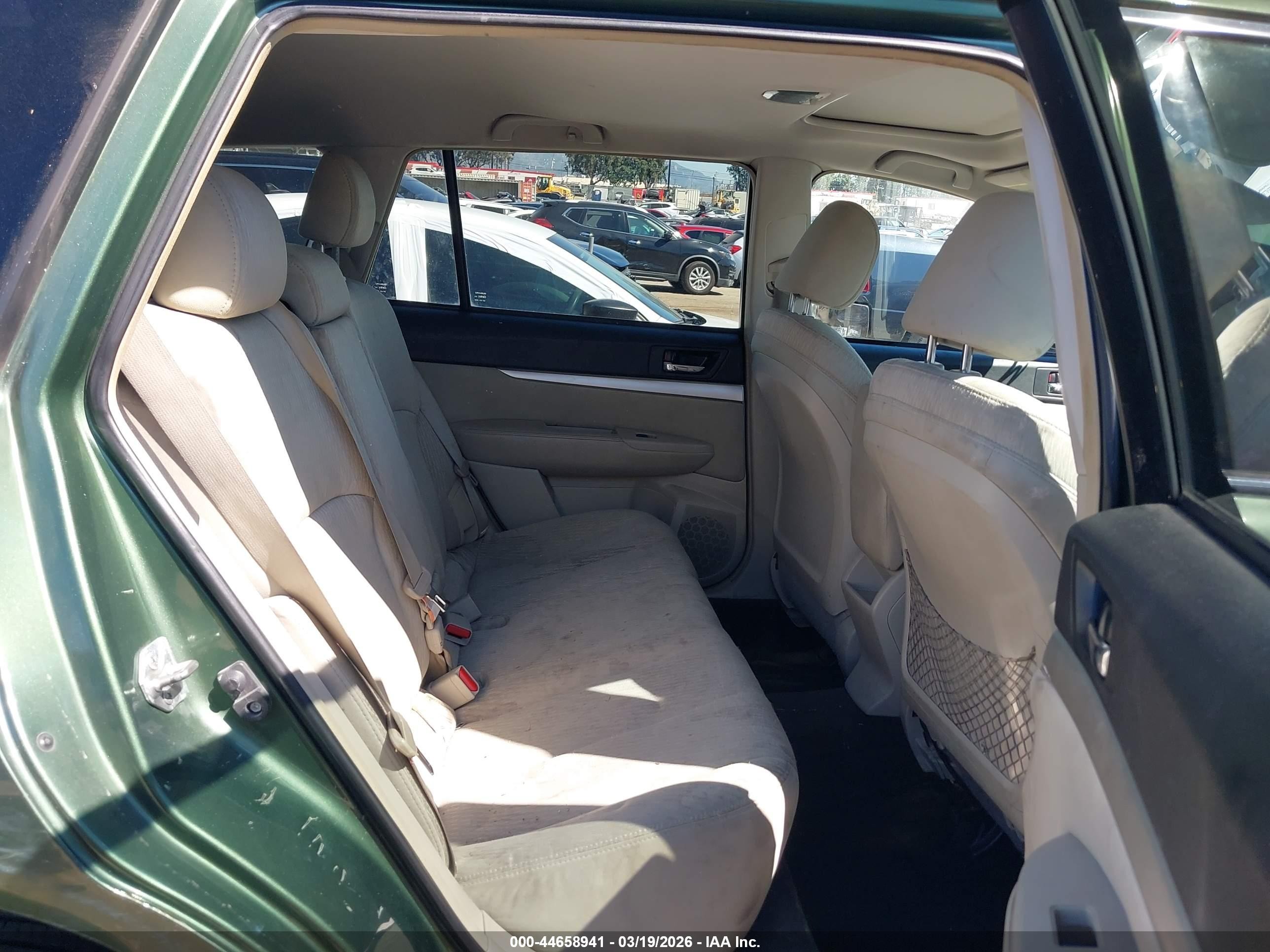 2012 Subaru Outback 2.5i Premium Green vin: 4S4BRBGC6C3248472