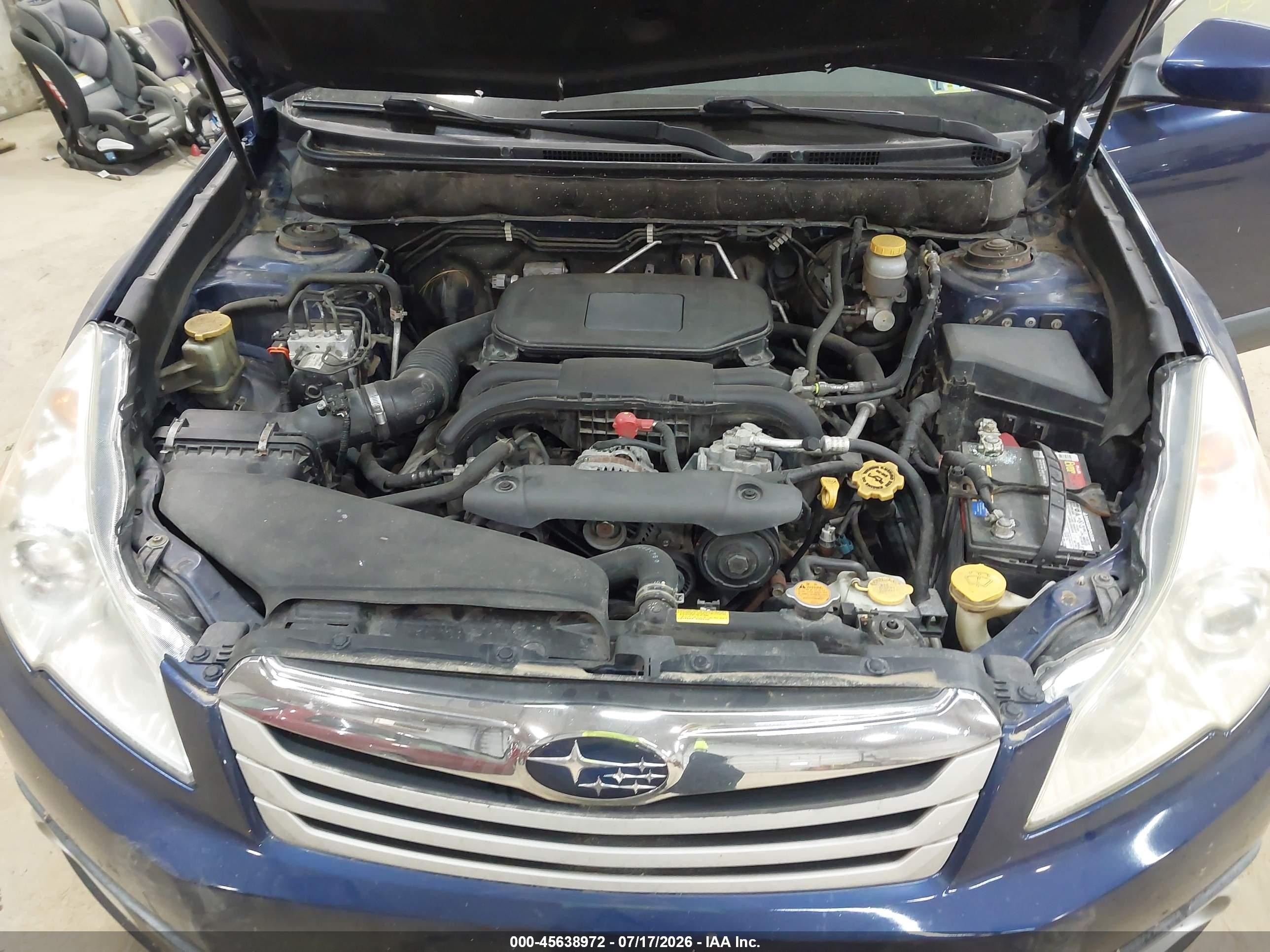 2010 Subaru Outback 2.5i Premium Blue vin: 4S4BRBGC7A3310703