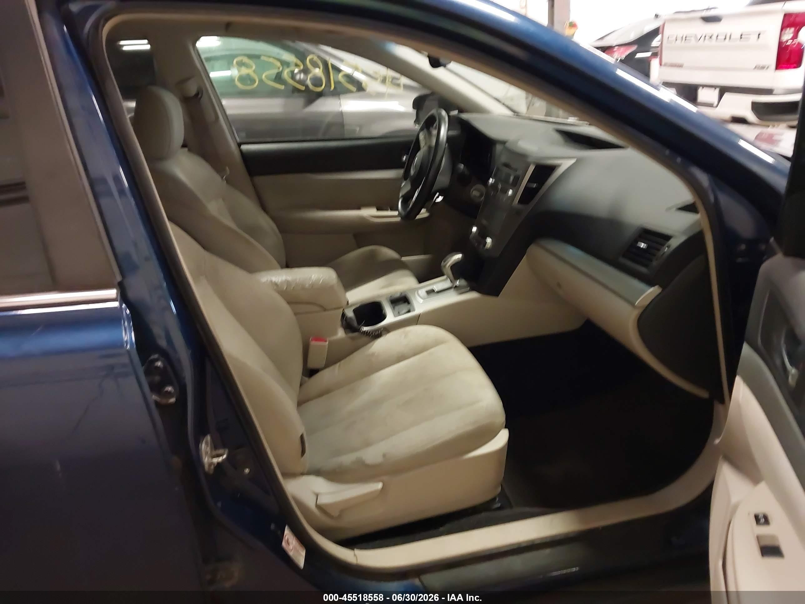 2011 Subaru Outback 2.5i Premium Blue vin: 4S4BRBGC7B3340981