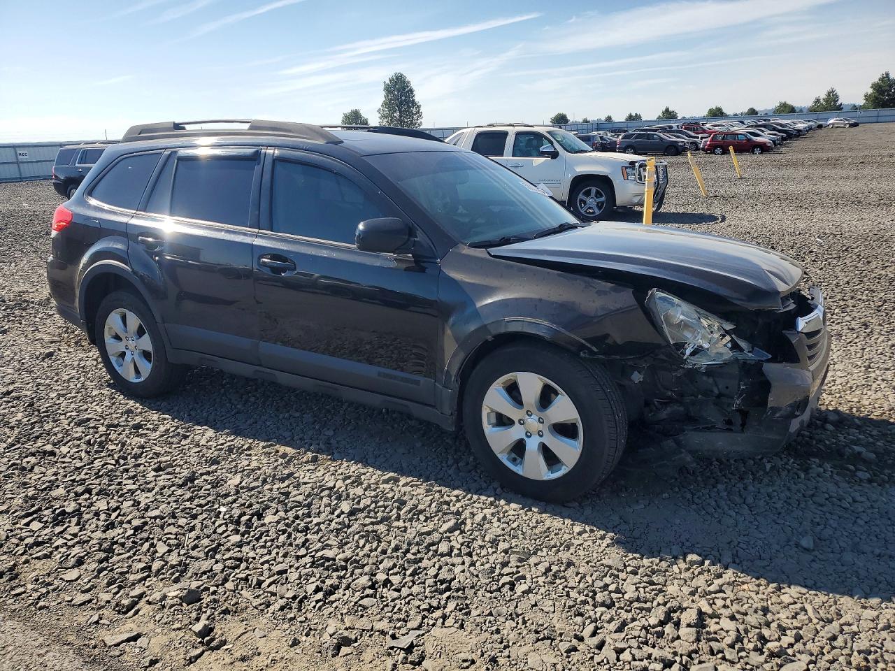 2011 Subaru Outback 2.5i Premium Black vin: 4S4BRBGC7B3423083