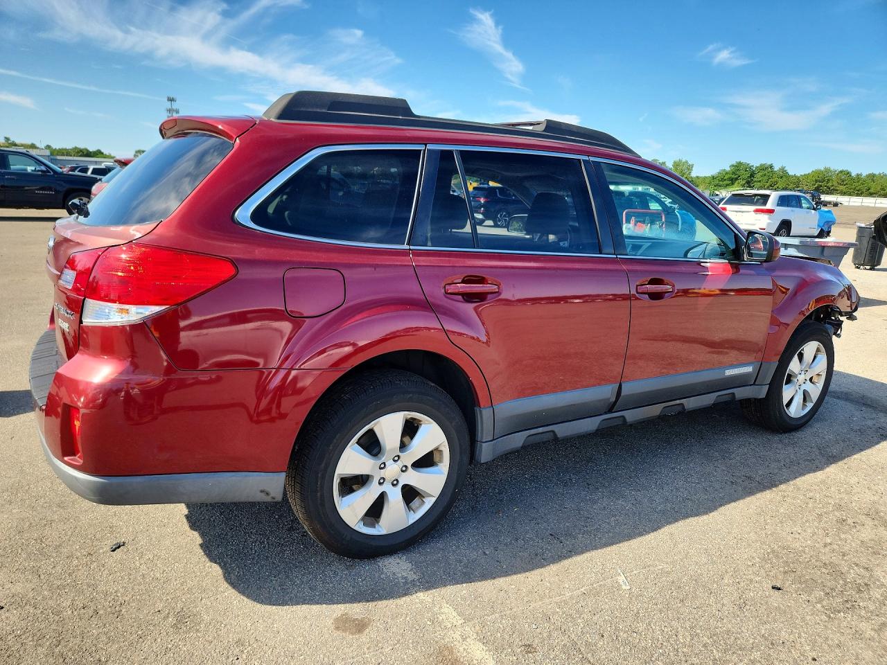 2011 Subaru Outback 2.5i Premium Красный vin: 4S4BRBGC8B3352671