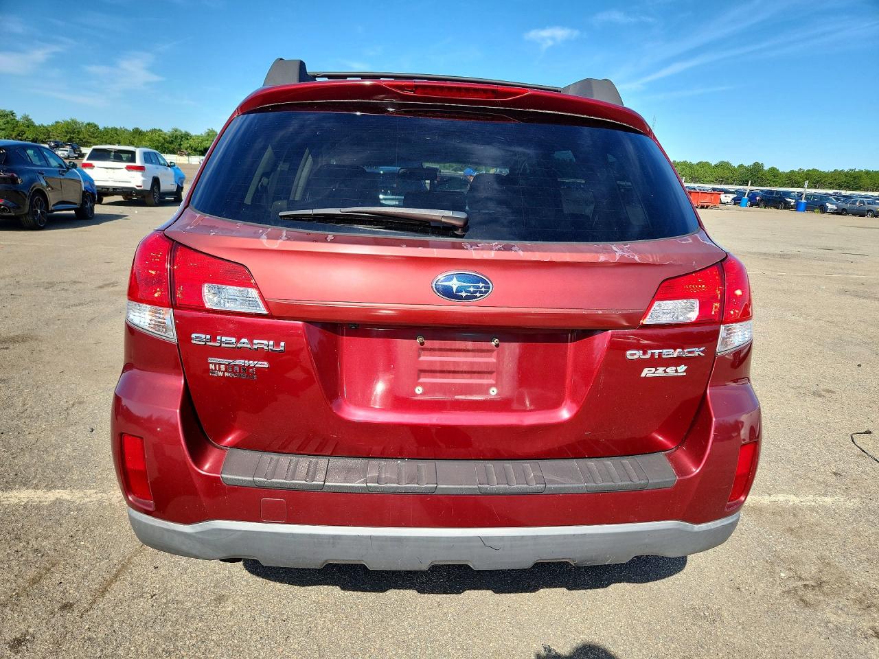 2011 Subaru Outback 2.5i Premium Красный vin: 4S4BRBGC8B3352671