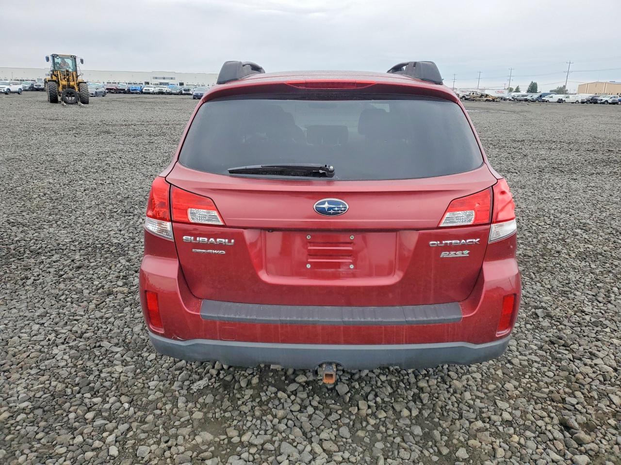 2013 Subaru Outback 2.5i Premium Red vin: 4S4BRBGC8D3284861