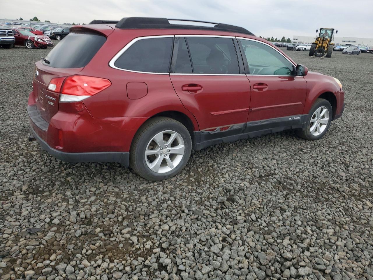 2013 Subaru Outback 2.5i Premium Red vin: 4S4BRBGC8D3284861