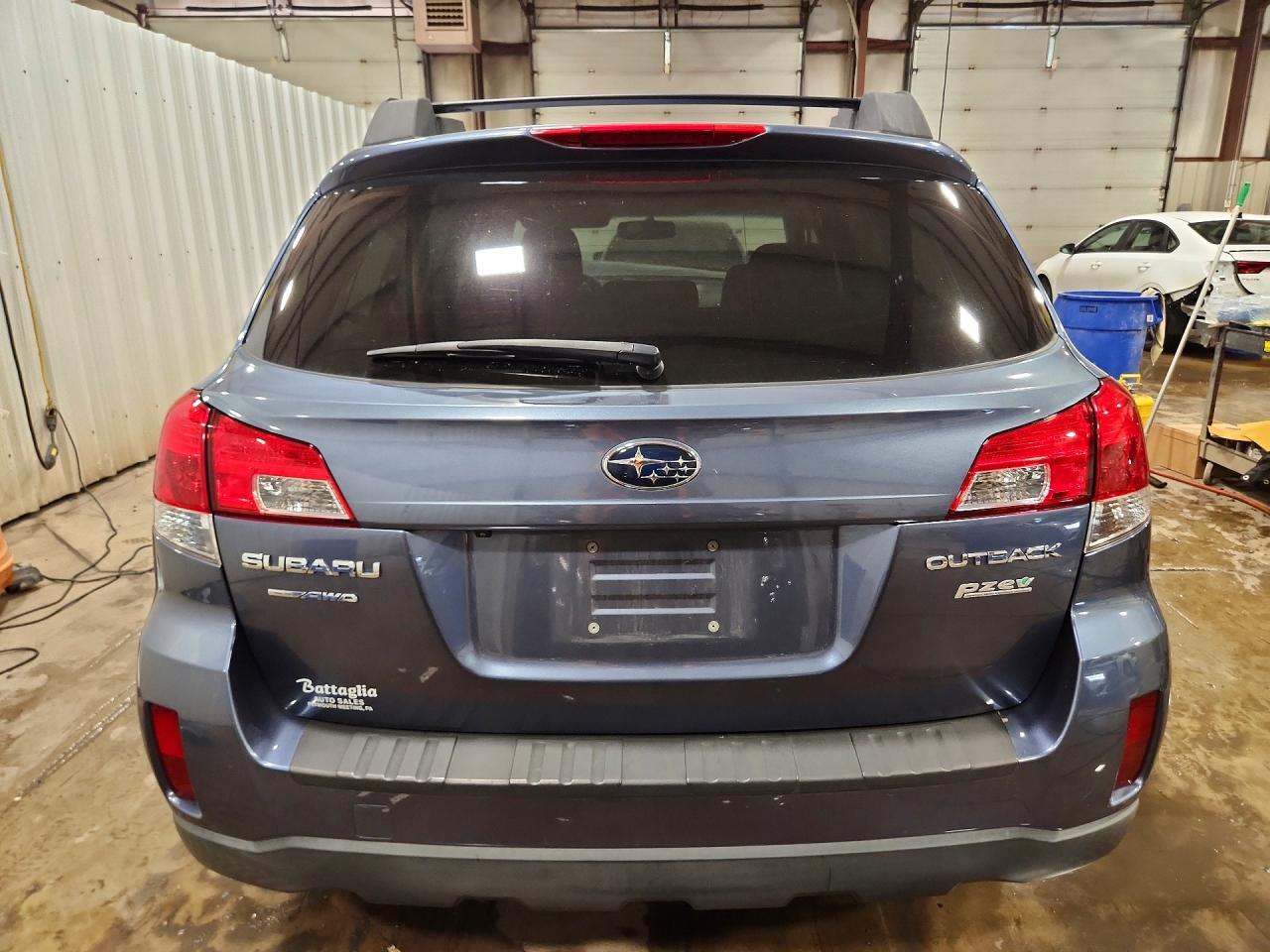 2013 Subaru Outback 2.5i Premium Blue vin: 4S4BRBGC8D3298100