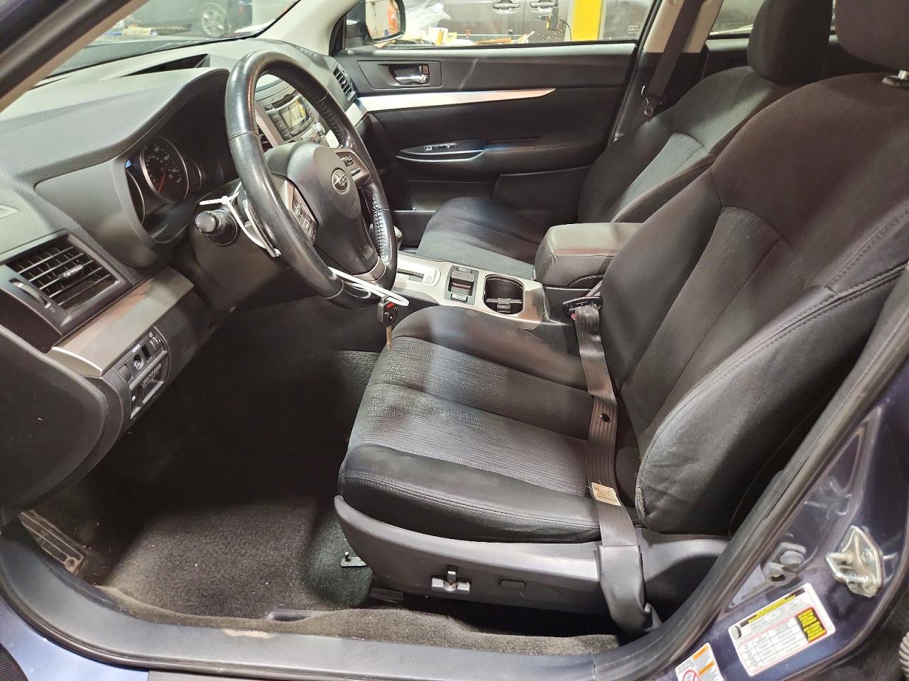 2013 Subaru Outback 2.5i Premium Blue vin: 4S4BRBGC8D3298100