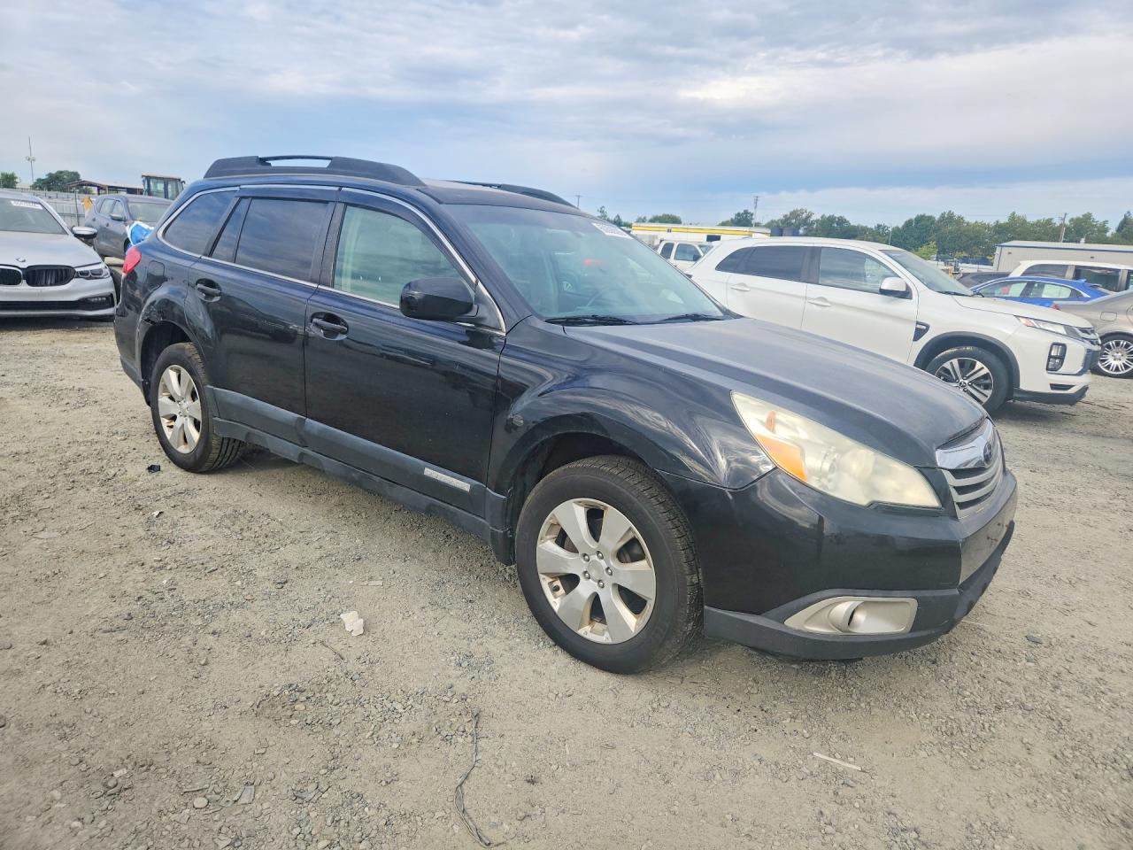 2011 Subaru Outback 2.5i Premium Черный vin: 4S4BRBGC9B3366417