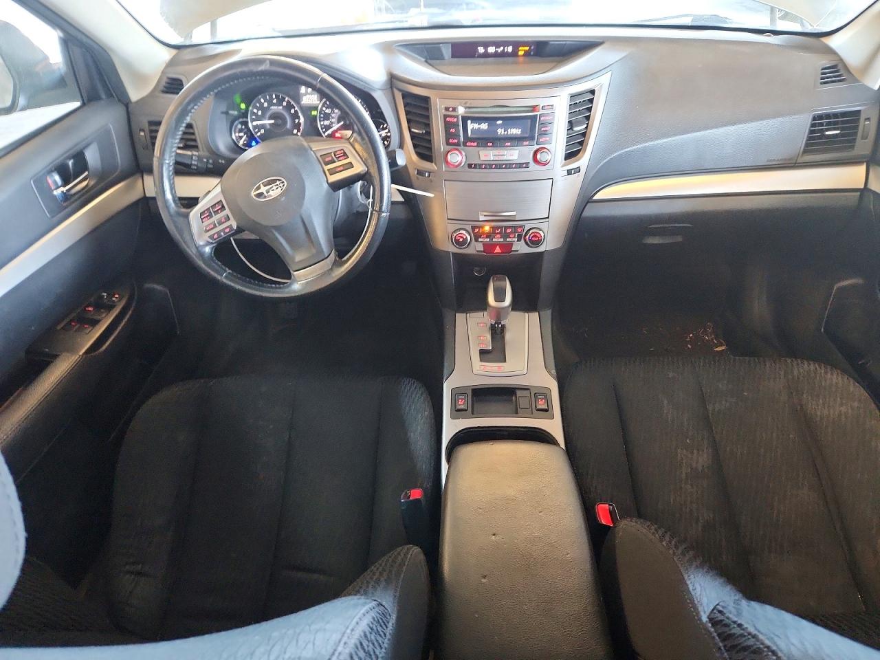 2012 Subaru Outback 2.5i Premium Серебряный vin: 4S4BRBGC9C3267307
