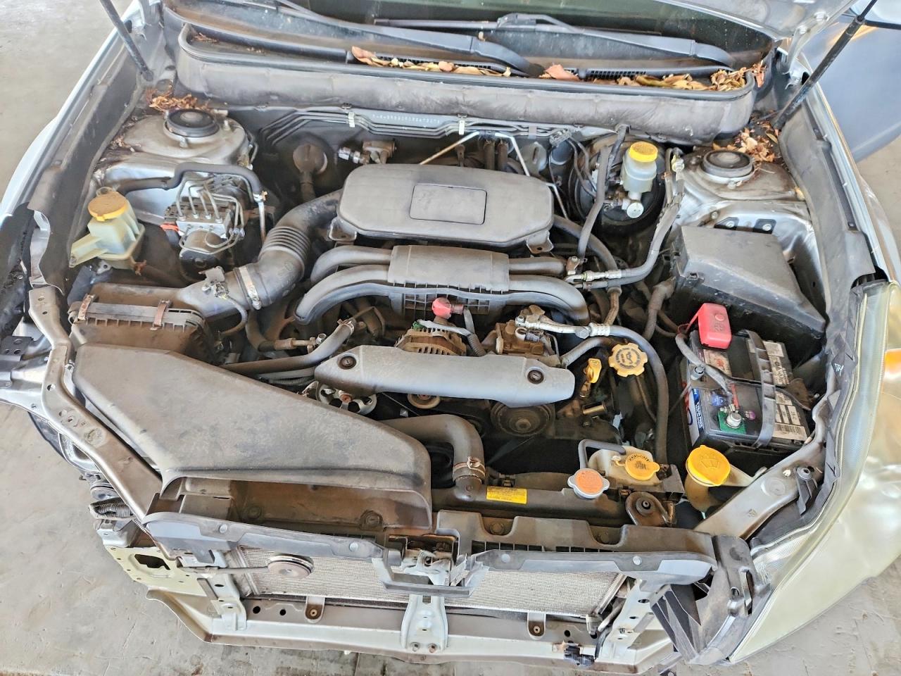 2012 Subaru Outback 2.5i Premium Серебряный vin: 4S4BRBGC9C3267307