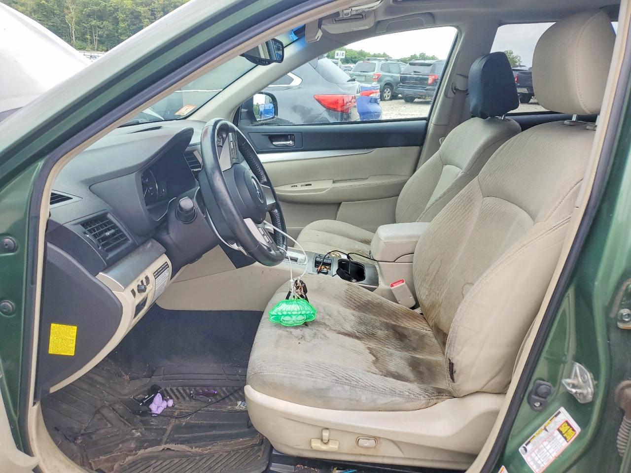 2010 Subaru Outback 2.5i Premium Green vin: 4S4BRBGCXA3350757