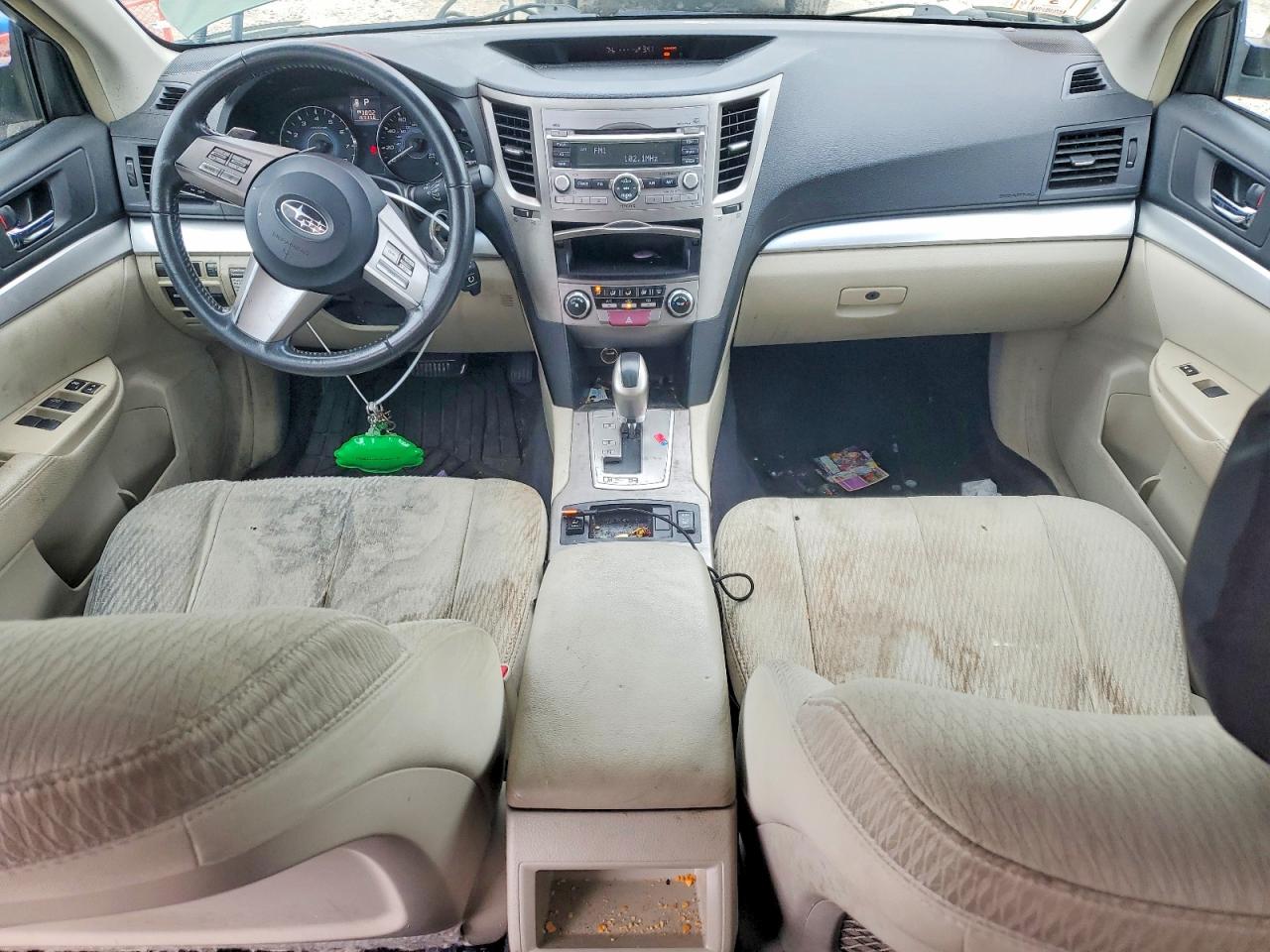 2010 Subaru Outback 2.5i Premium Green vin: 4S4BRBGCXA3350757
