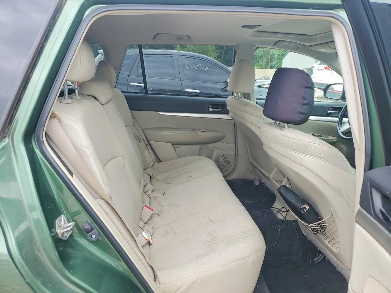 2010 Subaru Outback 2.5i Premium Green vin: 4S4BRBGCXA3350757