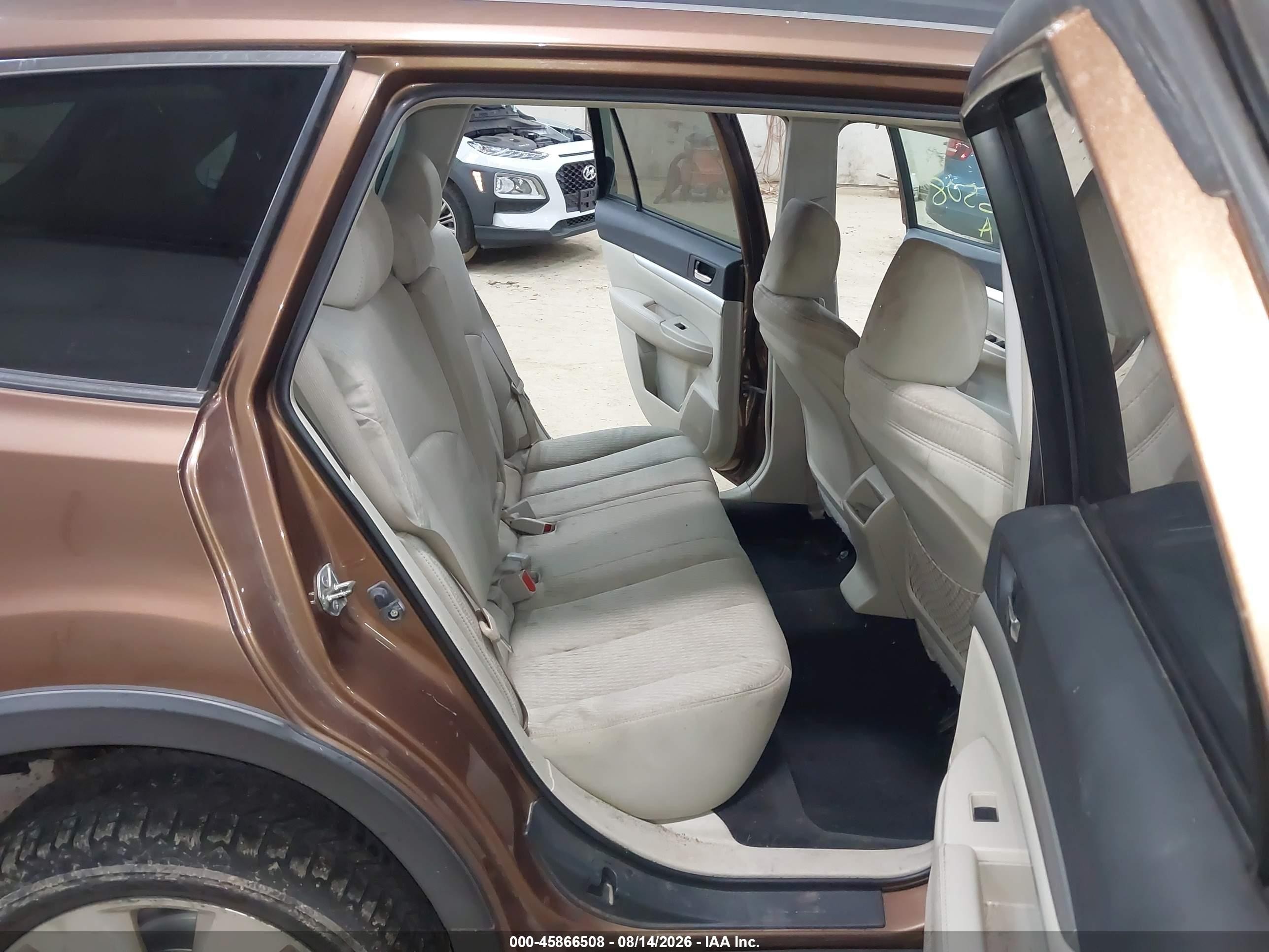 2011 Subaru Outback 2.5i Premium Brown vin: 4S4BRBGCXB3374039