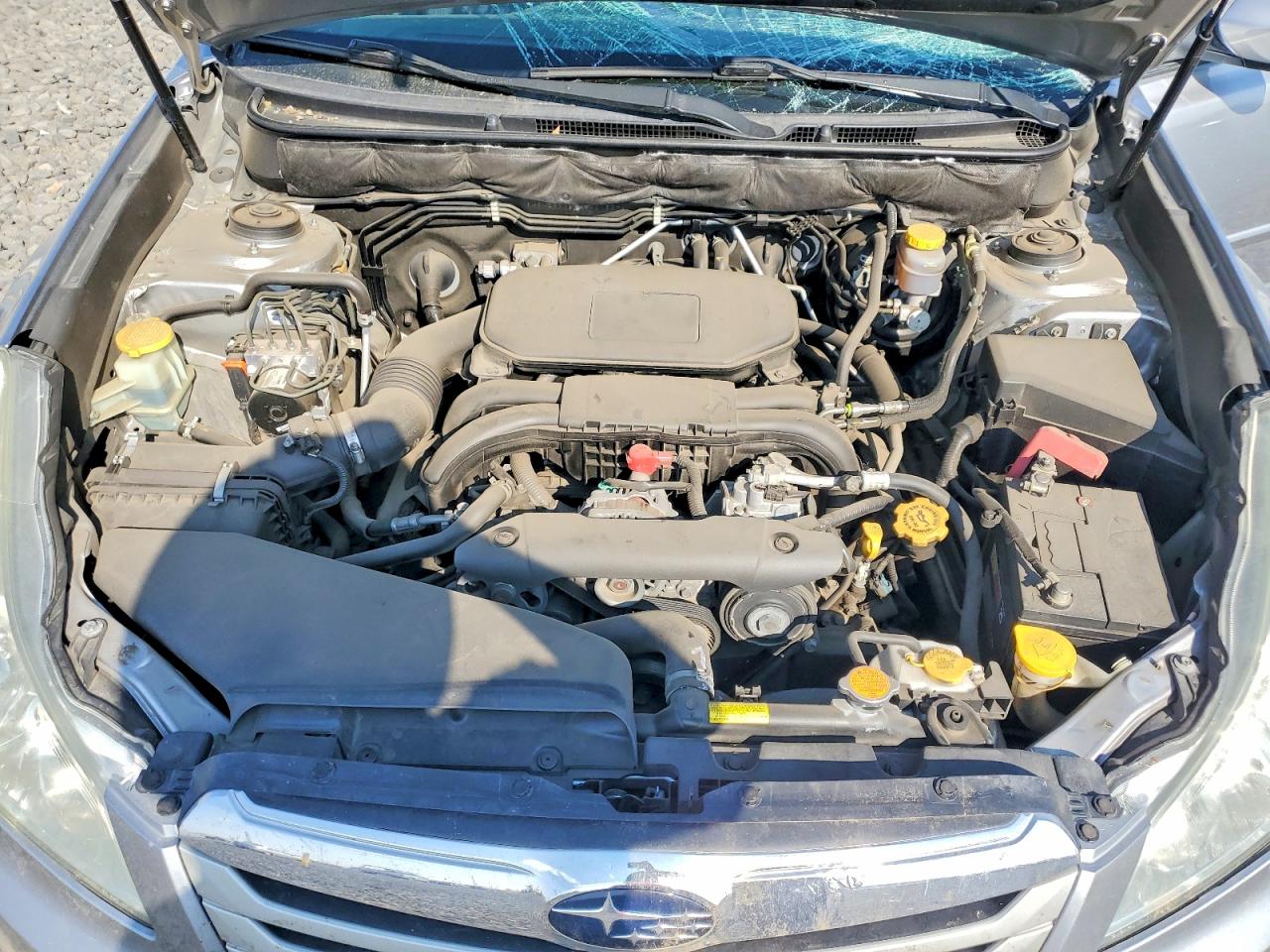 2011 Subaru Outback 2.5i Premium Silver vin: 4S4BRBGCXB3421537
