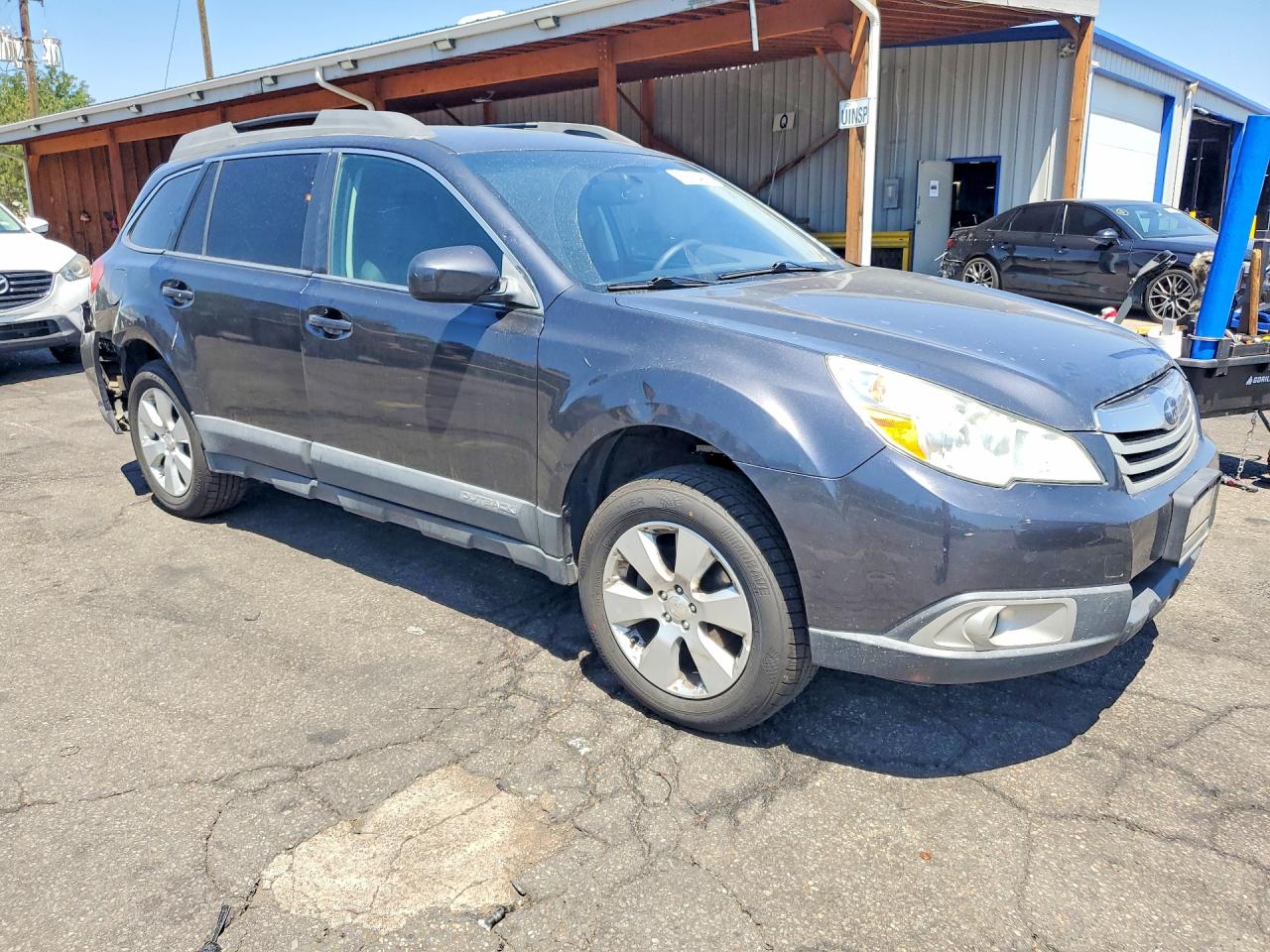 2012 Subaru Outback 2.5i Premium Gray vin: 4S4BRBGCXC3204118