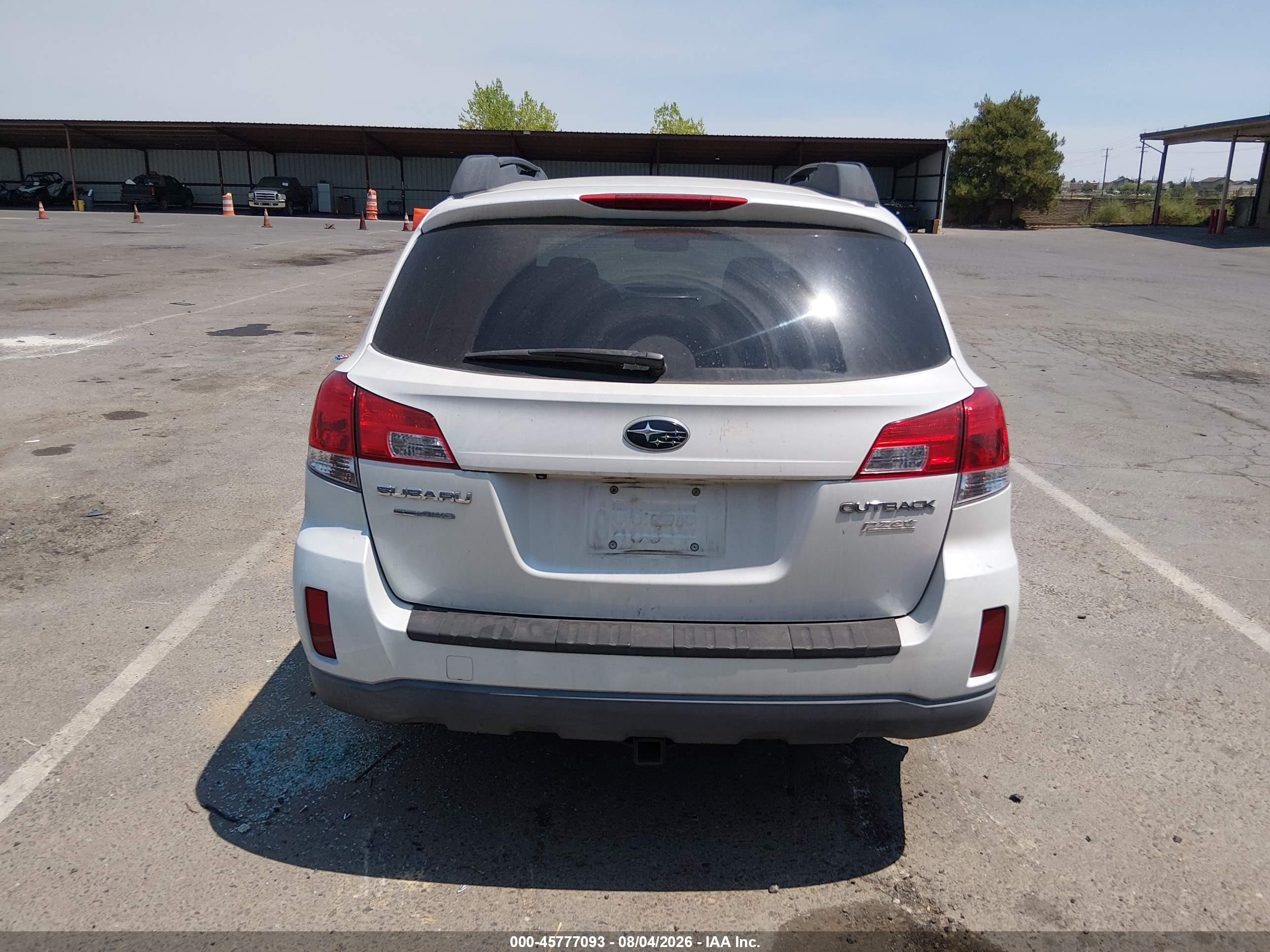 2012 Subaru Outback 2.5i Premium White vin: 4S4BRBGCXC3225857
