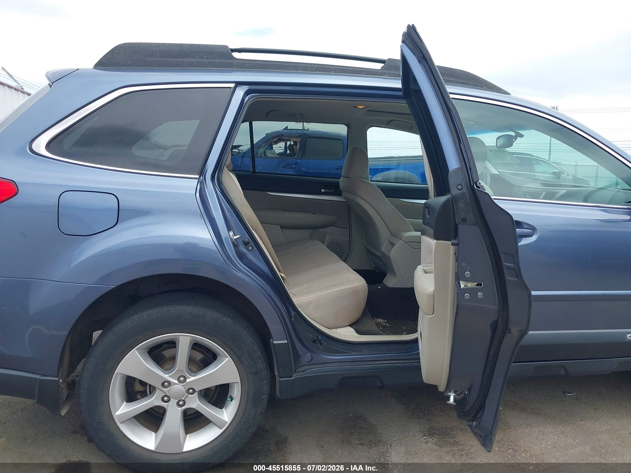 2013 Subaru Outback 2.5i Premium Light Blue vin: 4S4BRBGCXD3293528